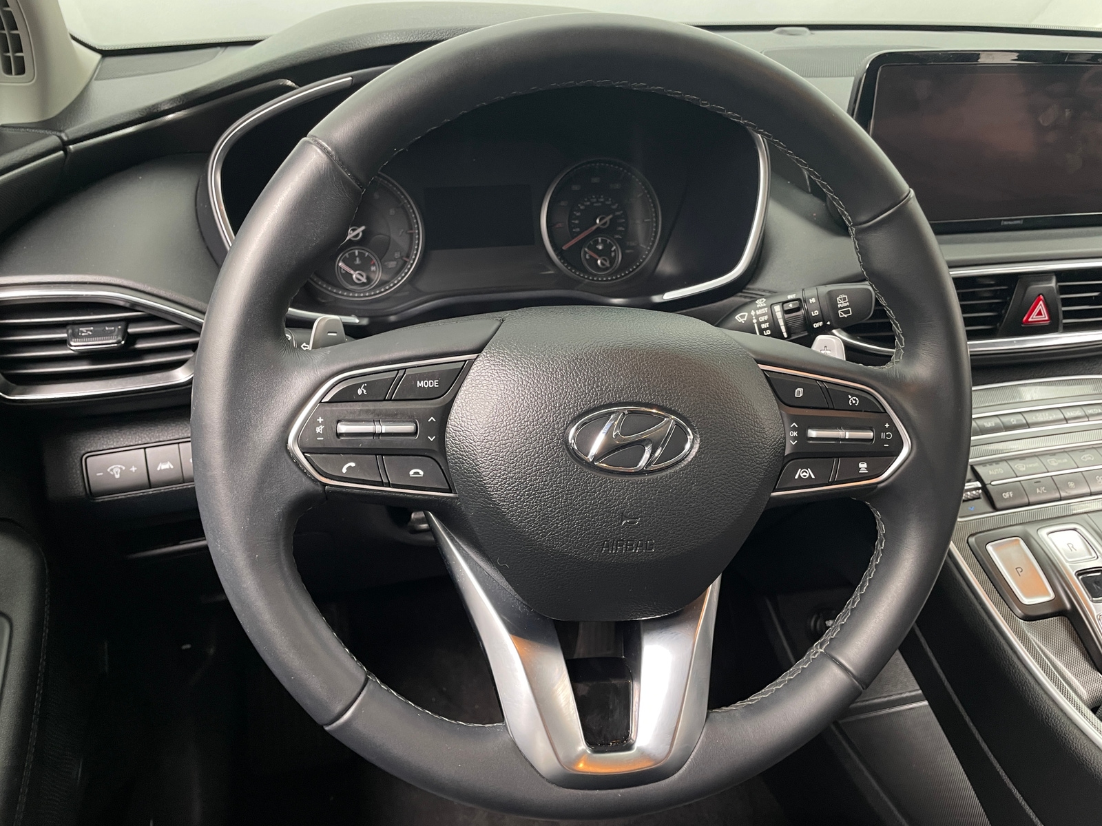 Thumbnail: 2023 Hyundai Santa Fe - 4