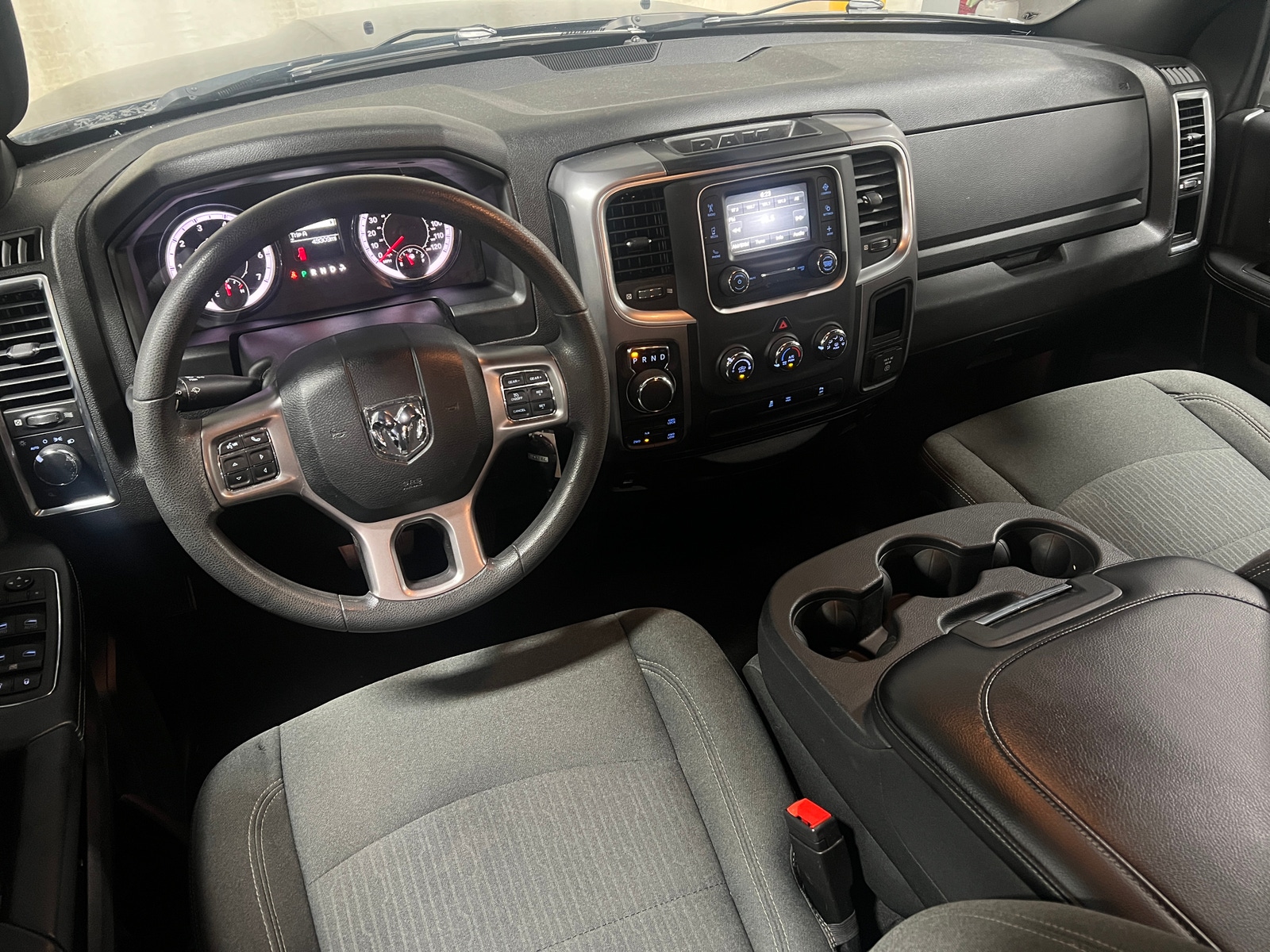 Thumbnail: 2023 RAM 1500 Classic - 3