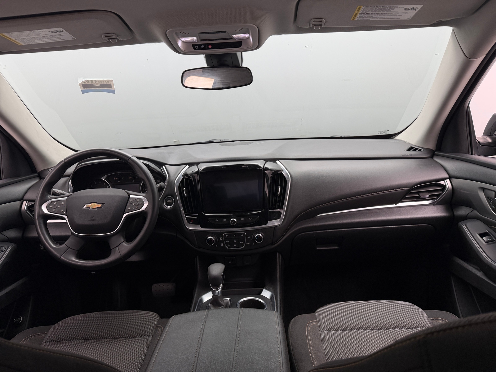 Thumbnail: 2021 Chevrolet Traverse - 3