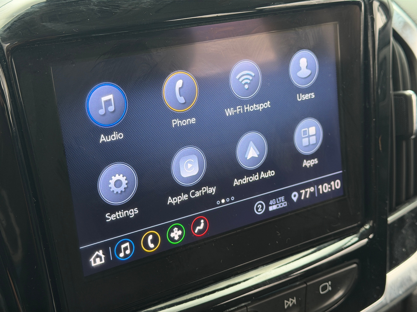 Thumbnail: 2021 Chevrolet Traverse - 4