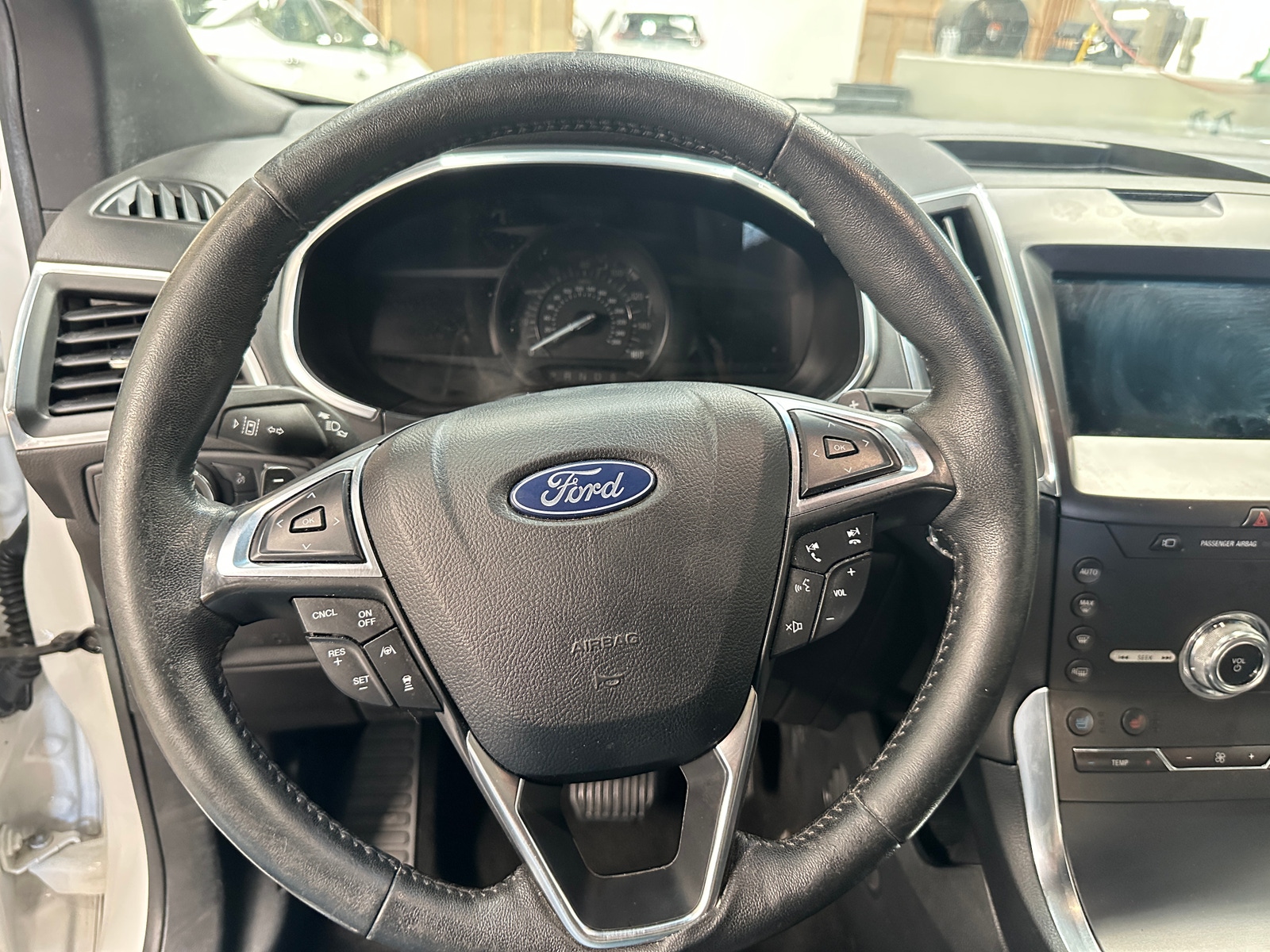 Thumbnail: 2020 Ford Edge - 4