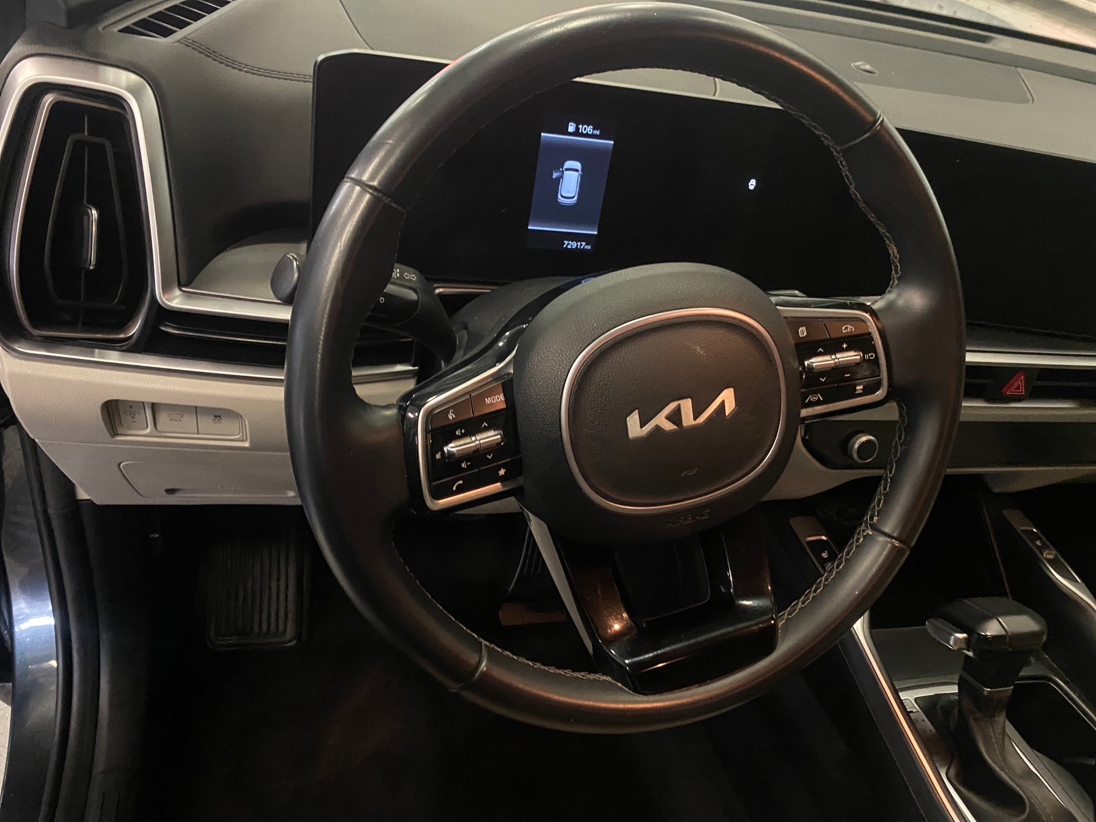 Thumbnail: 2024 Kia Sorento - 4