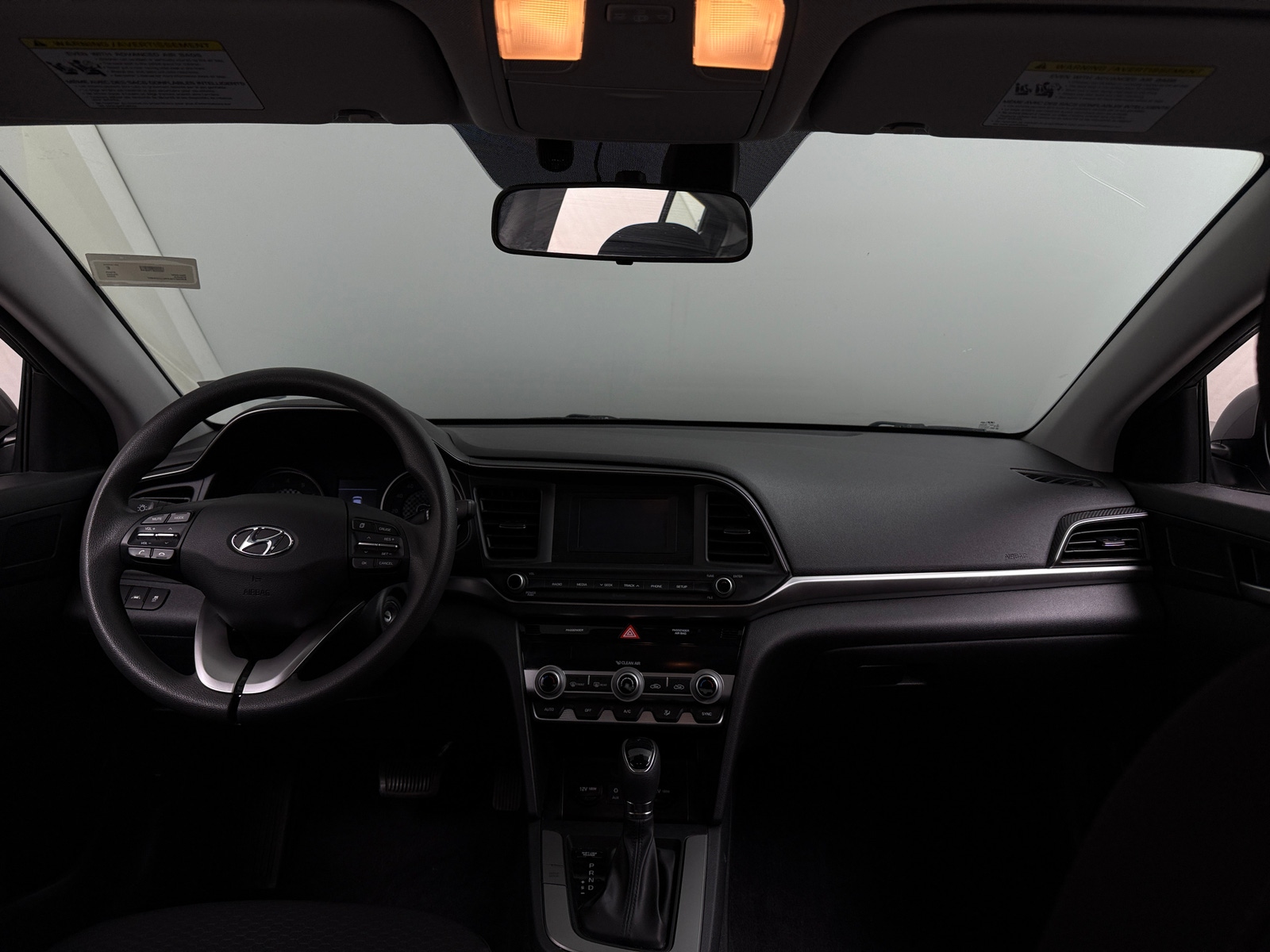 Thumbnail: 2020 Hyundai Elantra - 3