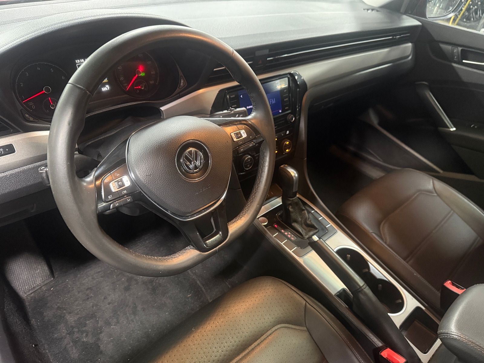 Thumbnail: 2022 Volkswagen Passat - 5