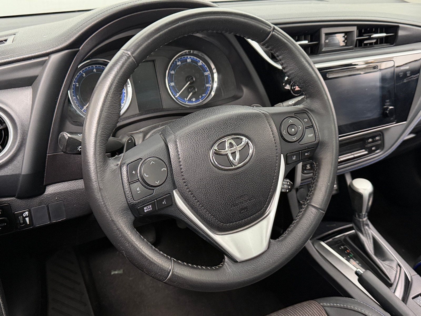 Thumbnail: 2017 Toyota Corolla - 5