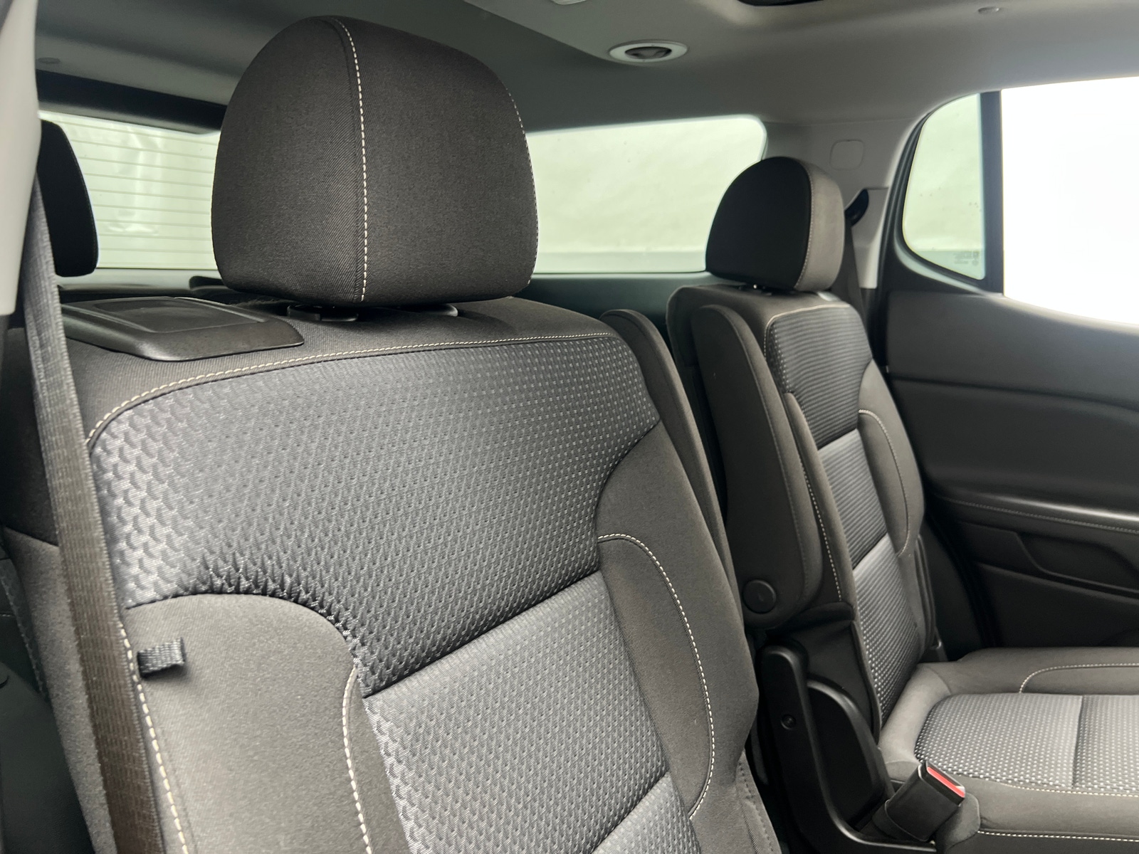 Thumbnail: 2023 GMC Acadia - 6