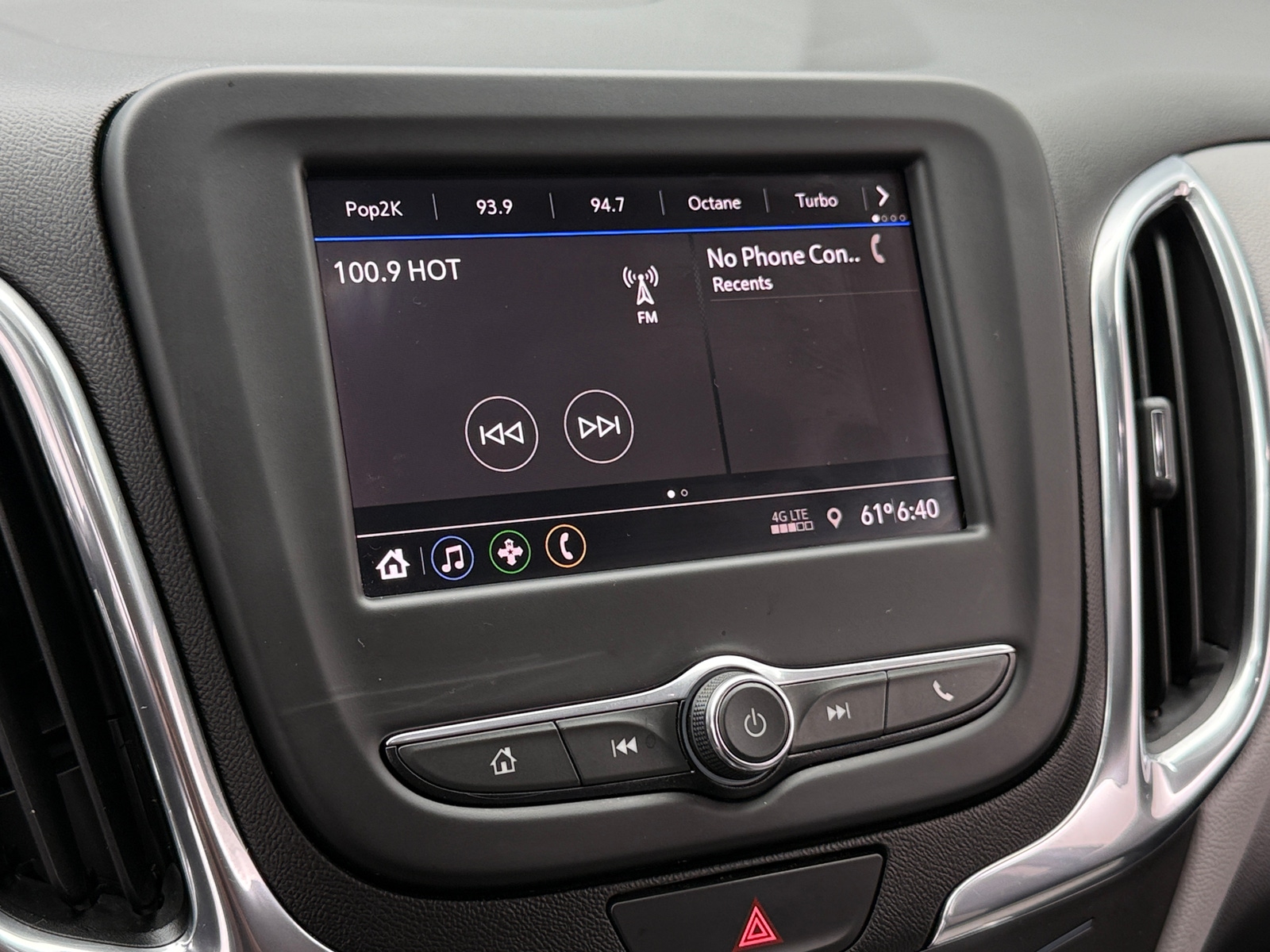 Thumbnail: 2020 Chevrolet Equinox - 4