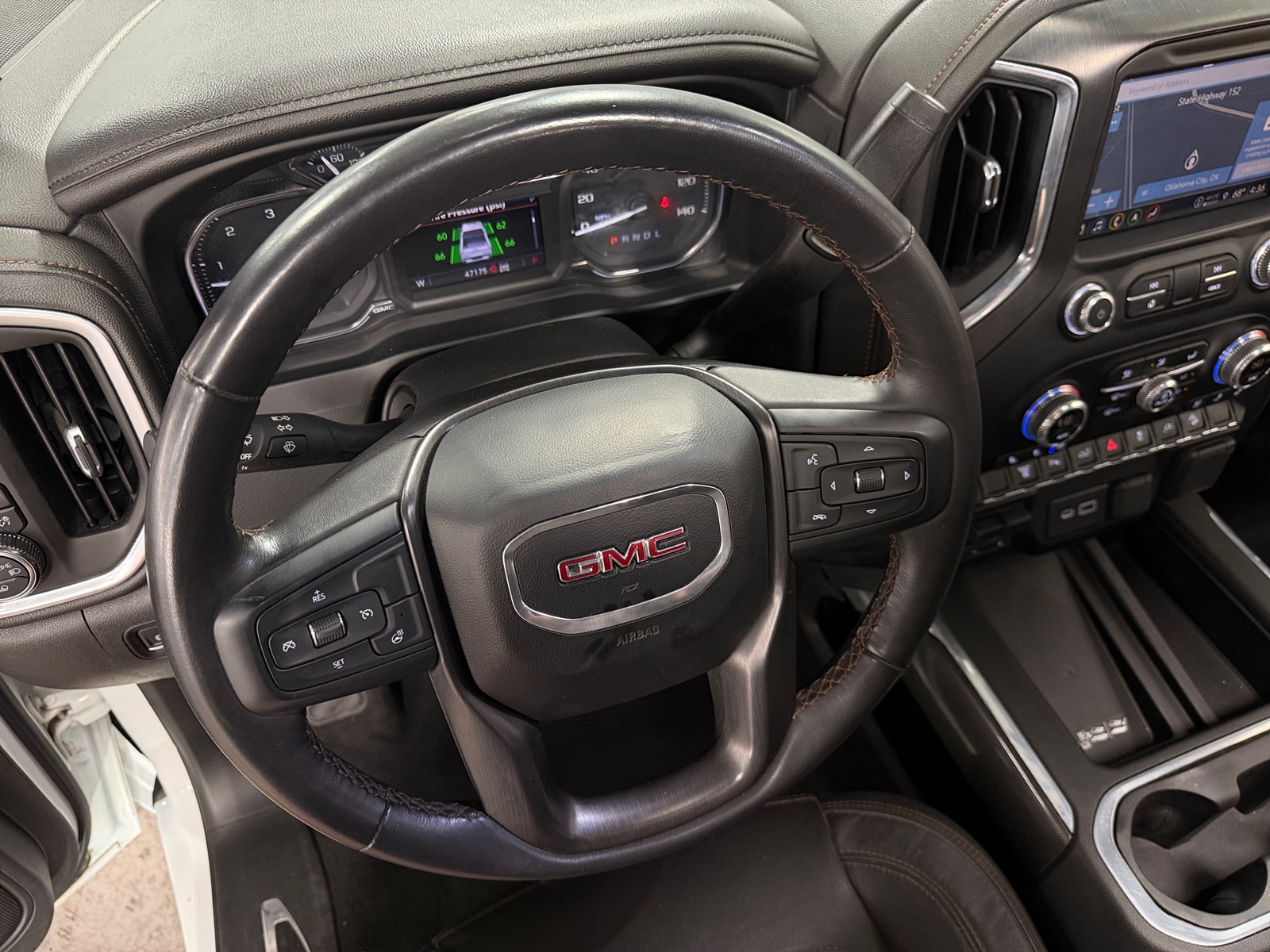 Thumbnail: 2022 GMC Sierra 2500 - 4