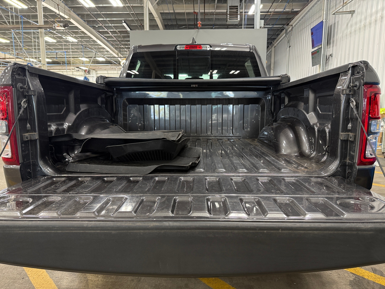 Thumbnail: 2021 RAM 1500 - 7