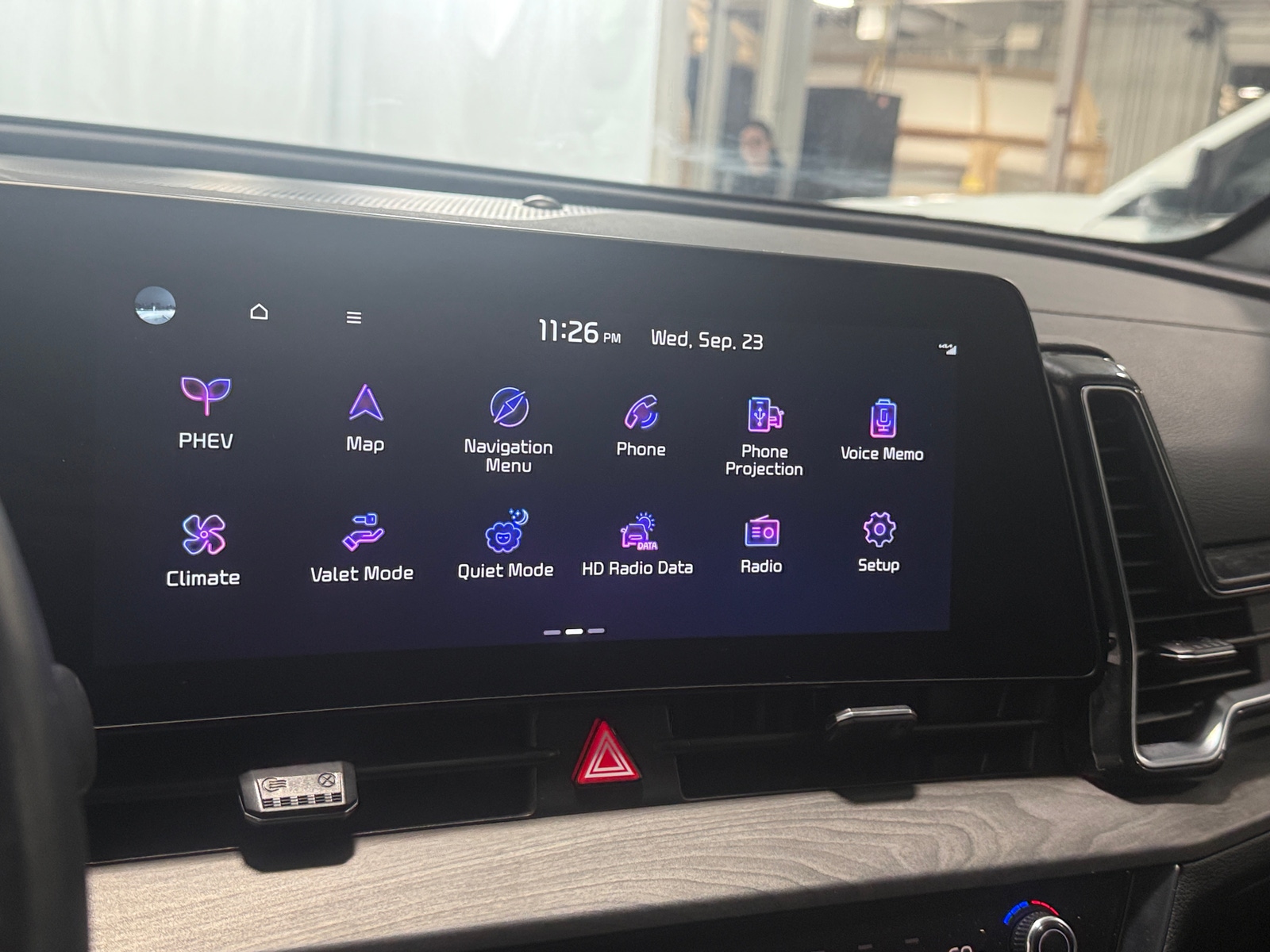 Thumbnail: 2023 Kia Sportage - 3