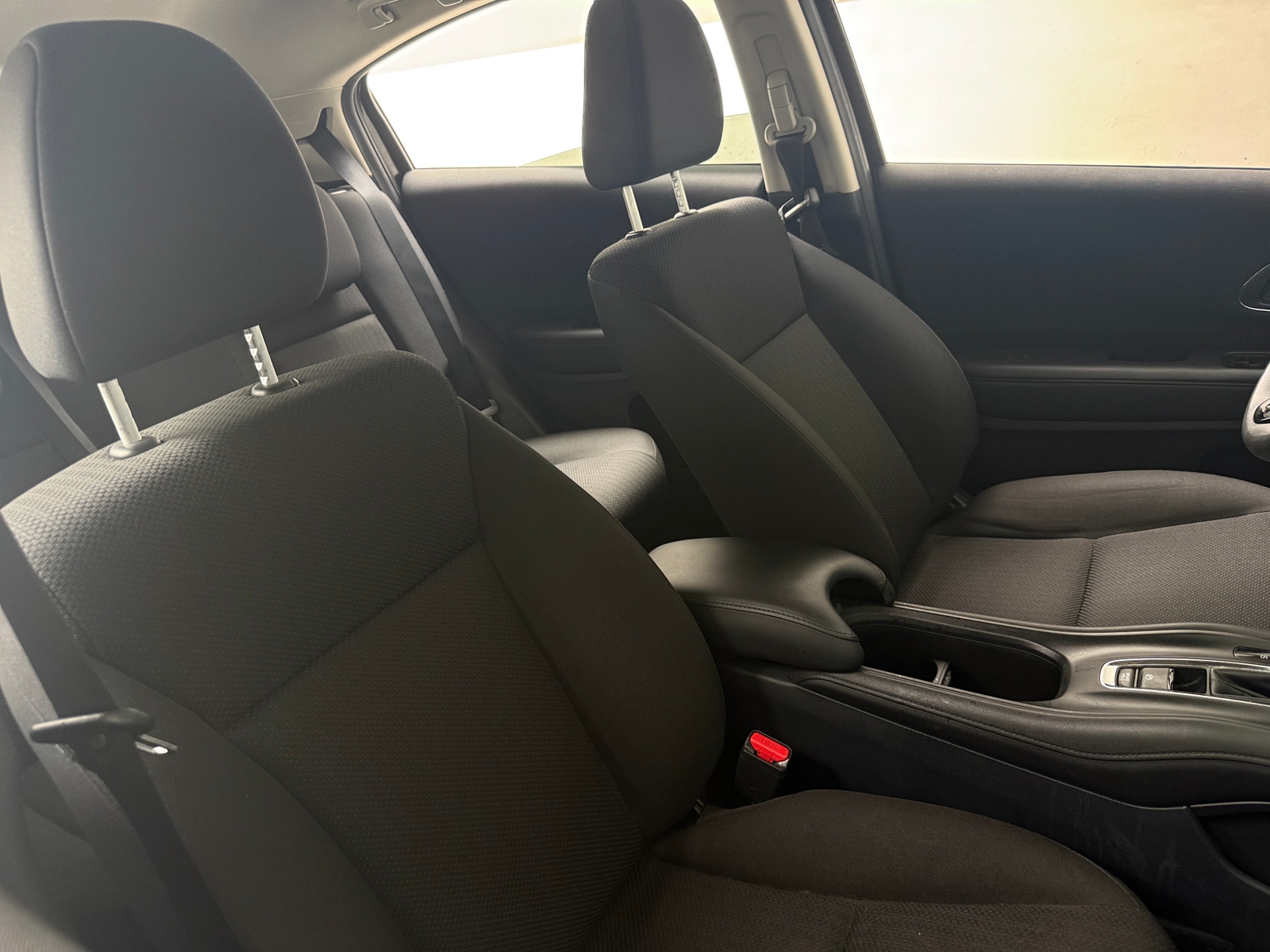 Thumbnail: 2017 Honda HR-V - 2
