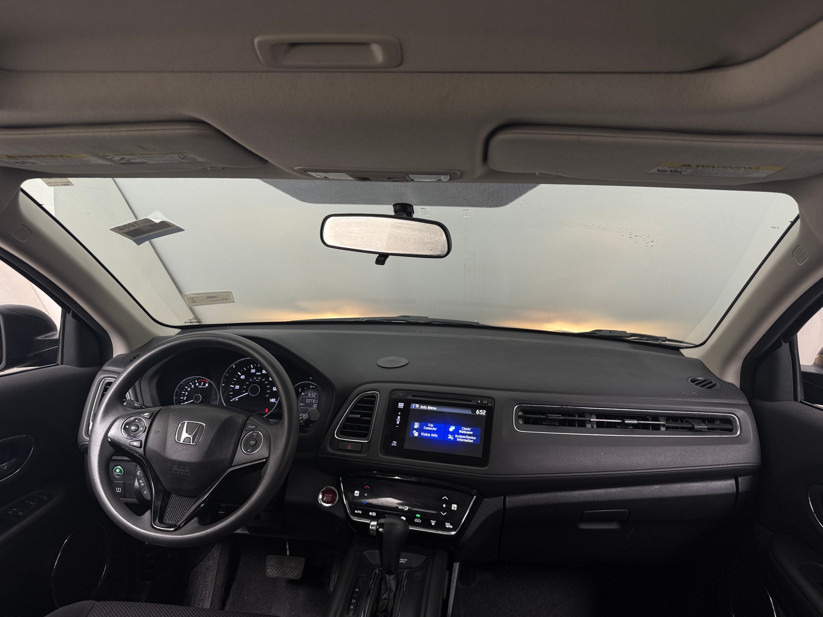 Thumbnail: 2017 Honda HR-V - 3