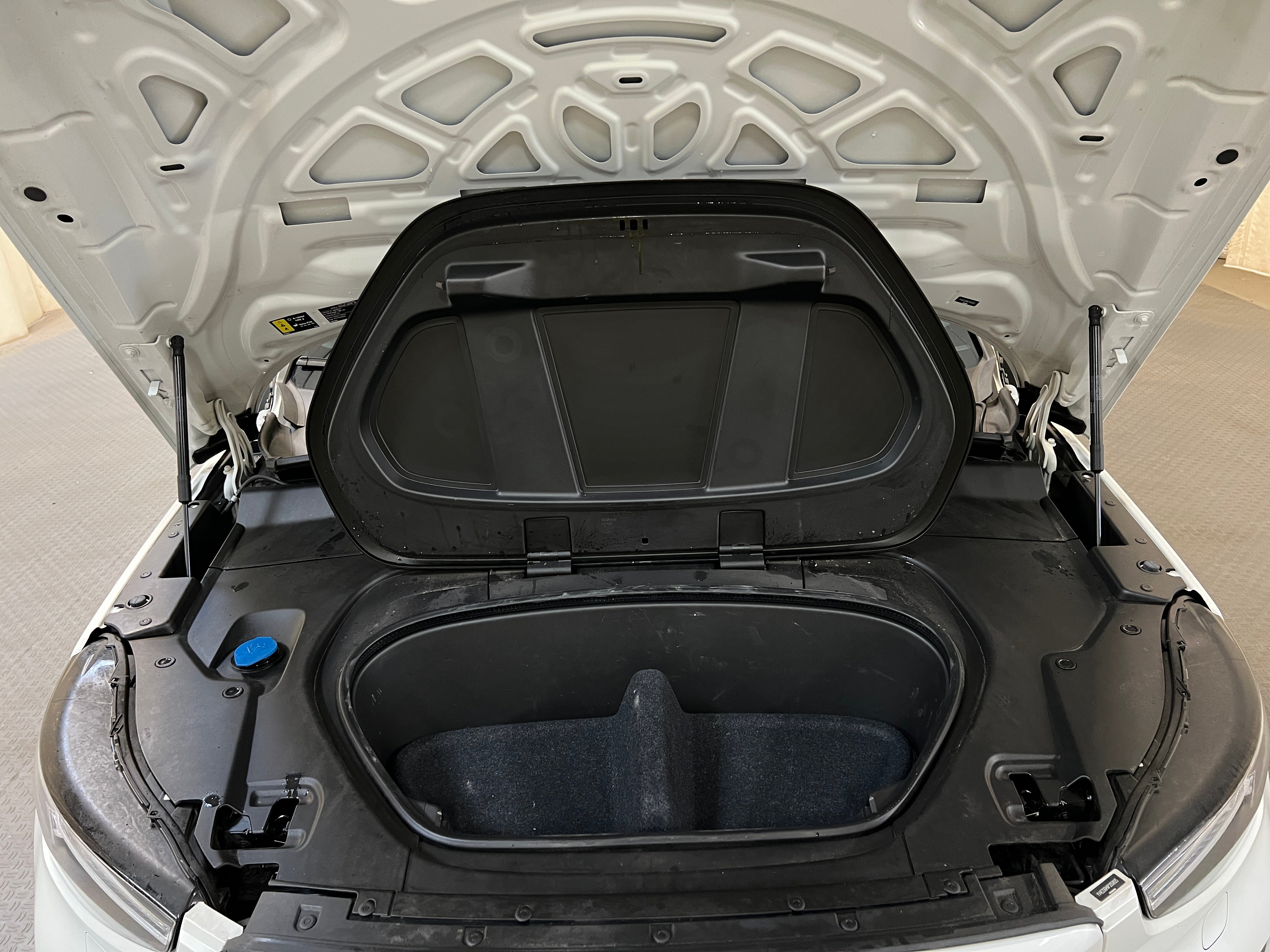 2023 Volvo C40