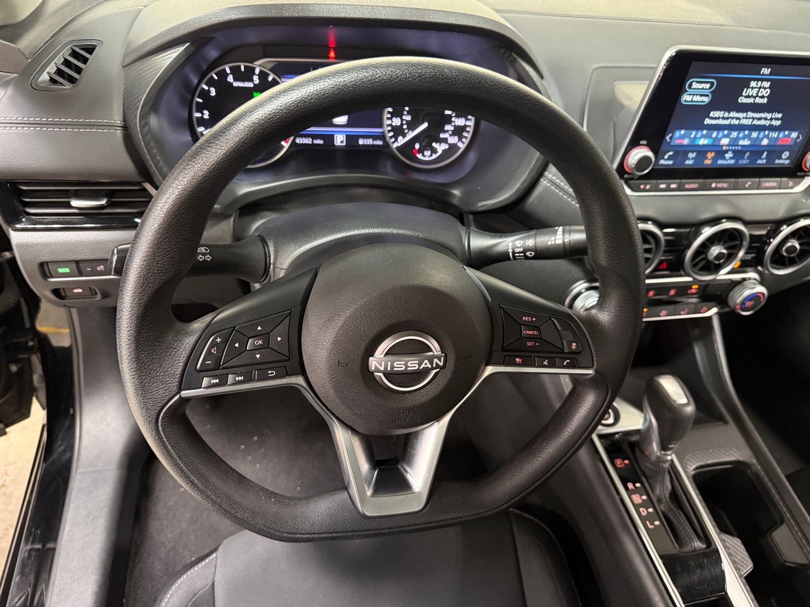 Thumbnail: 2024 Nissan Sentra - 5