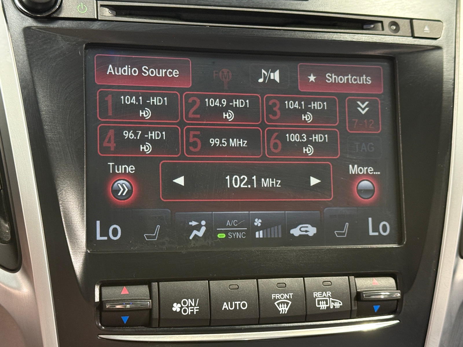 Thumbnail: 2015 Acura TLX - 3