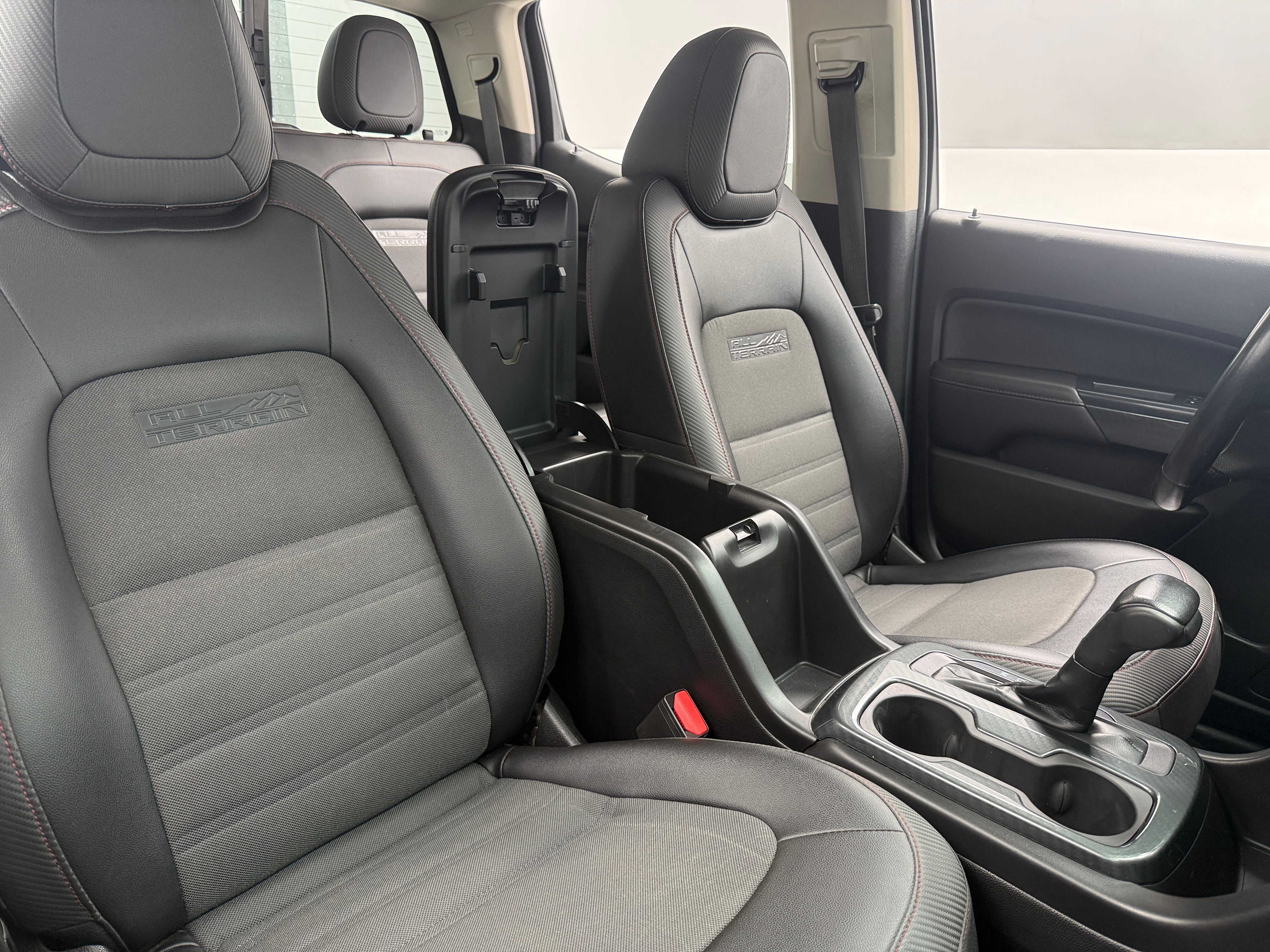 2016 GMC Canyon SLE