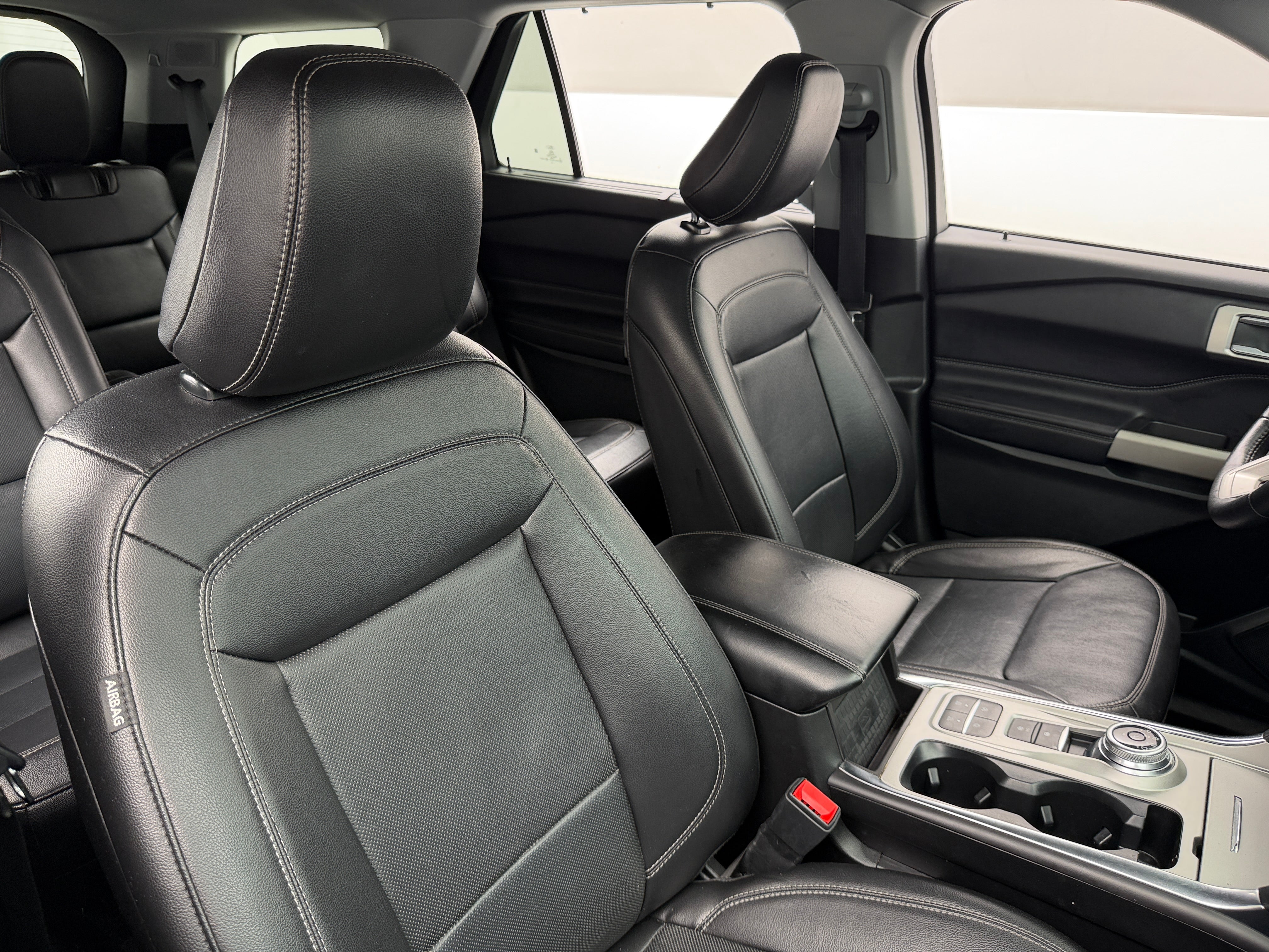 2024 Ford Explorer Limited - Photo 3