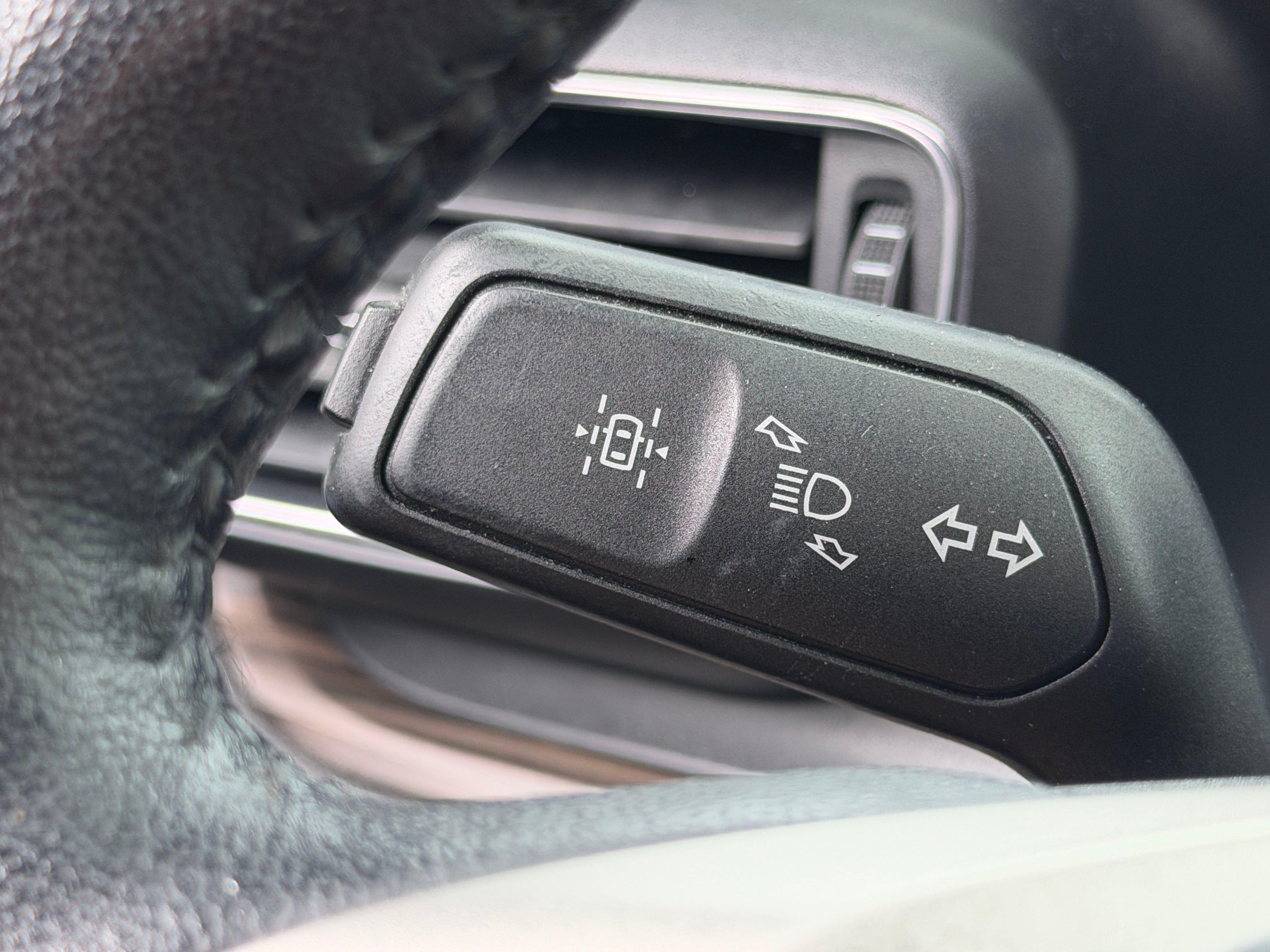 2024 Ford Explorer Limited - Photo 14