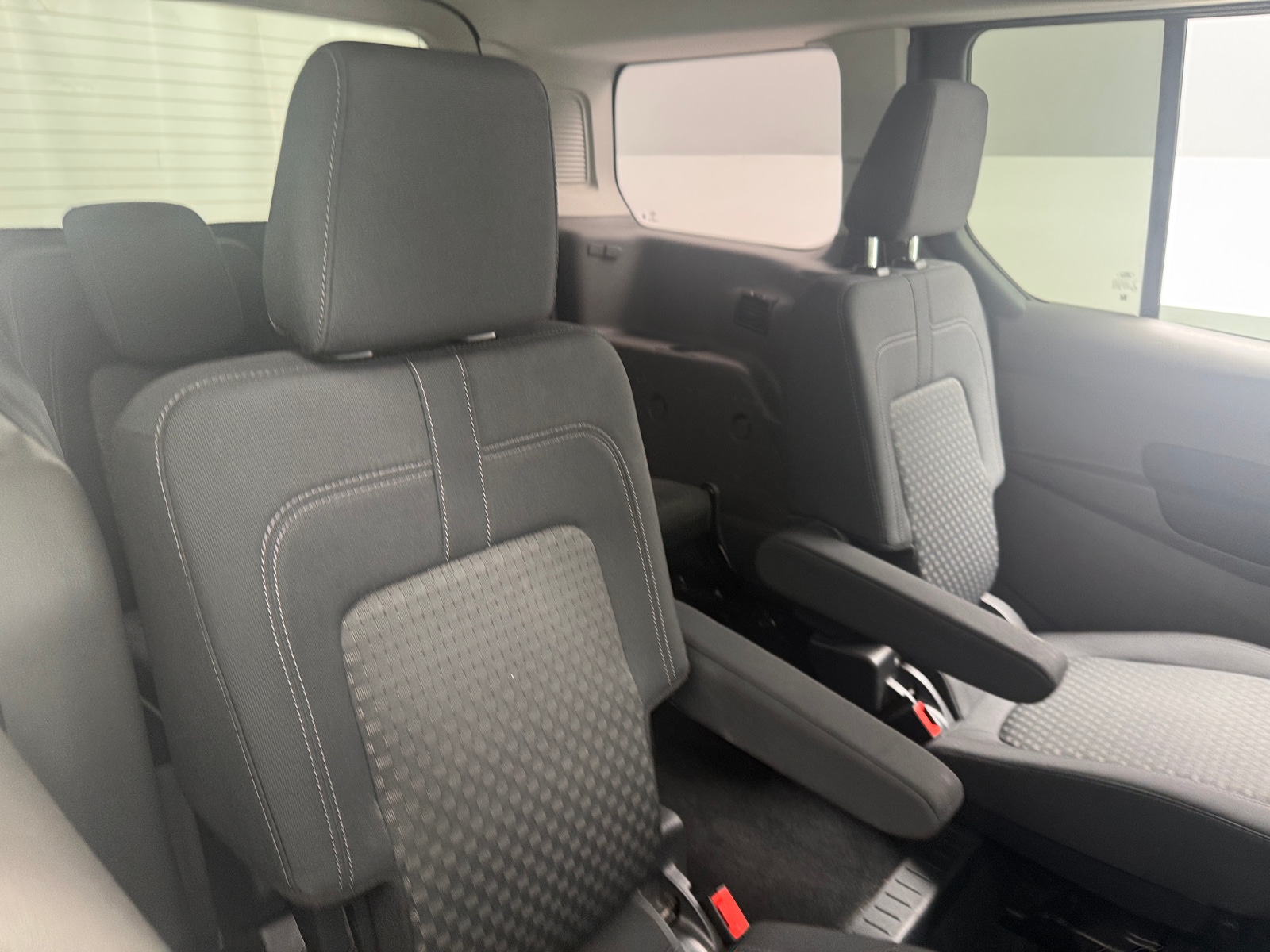 Thumbnail: 2019 Ford Transit Series - 6