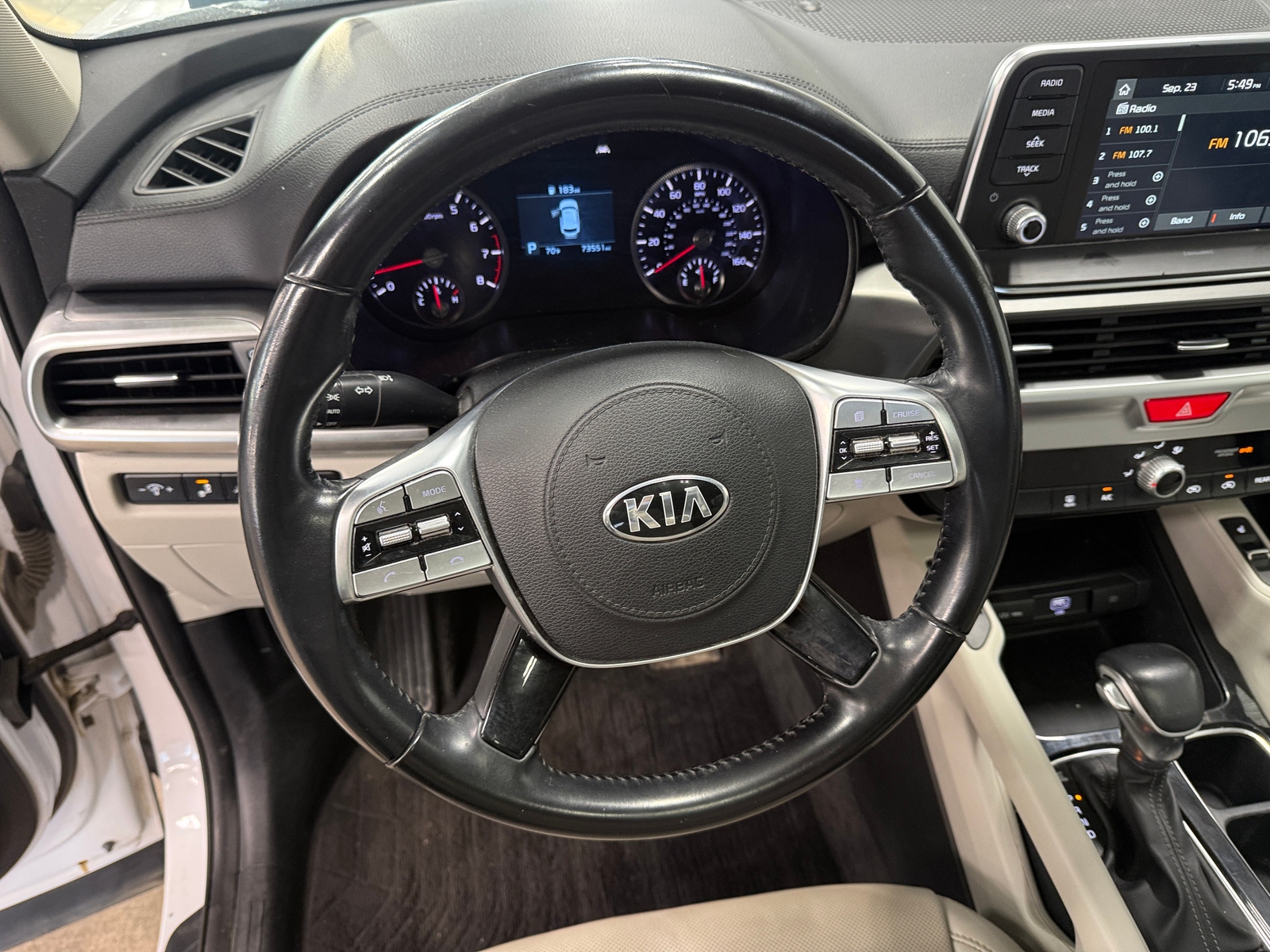 Thumbnail: 2021 Kia Telluride - 4