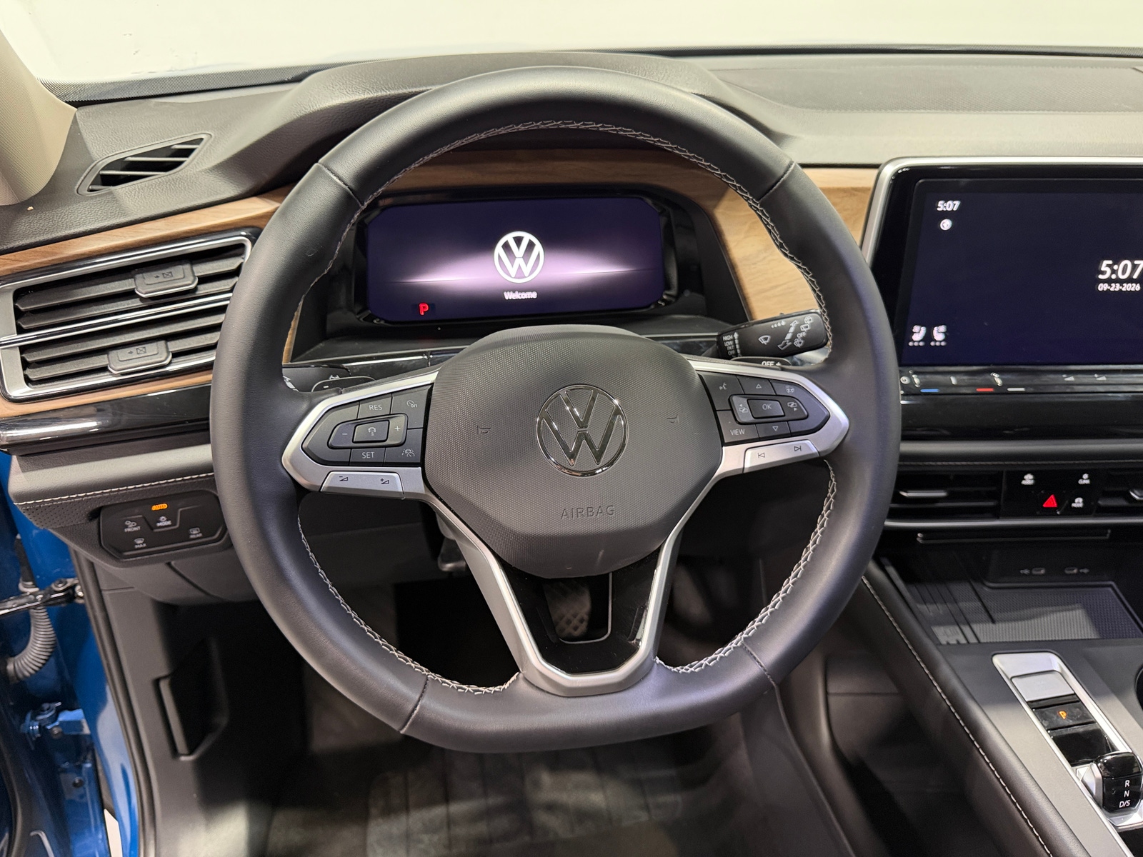 Thumbnail: 2026 Volkswagen Atlas - 5