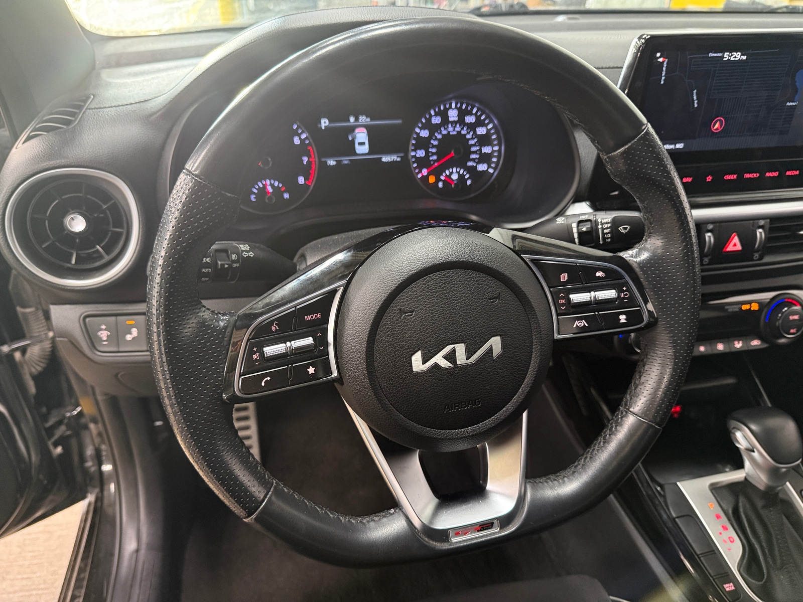 Thumbnail: 2022 Kia Forte - 4