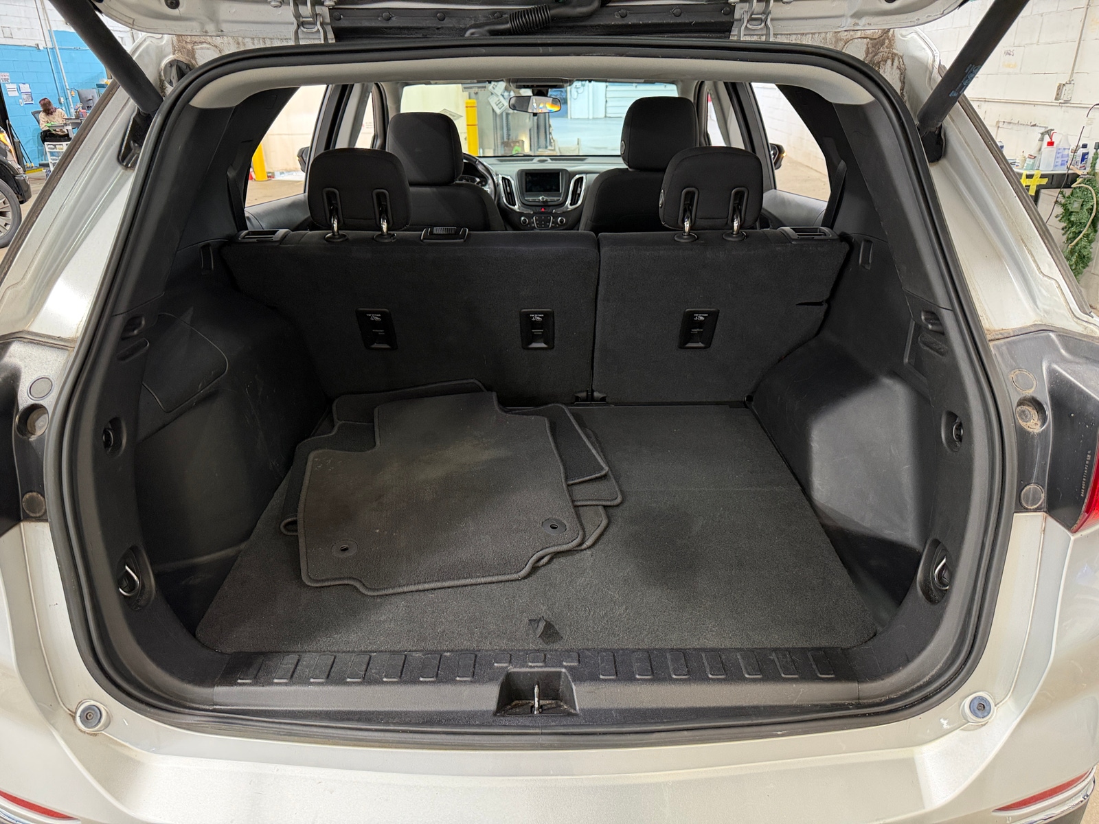 Thumbnail: 2019 Chevrolet Equinox - 7