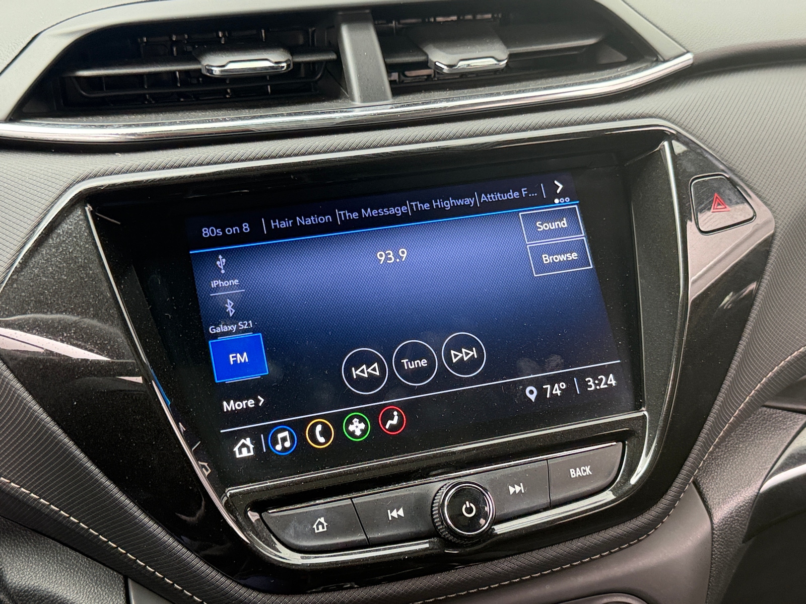 Thumbnail: 2021 Chevrolet TrailBlazer - 3