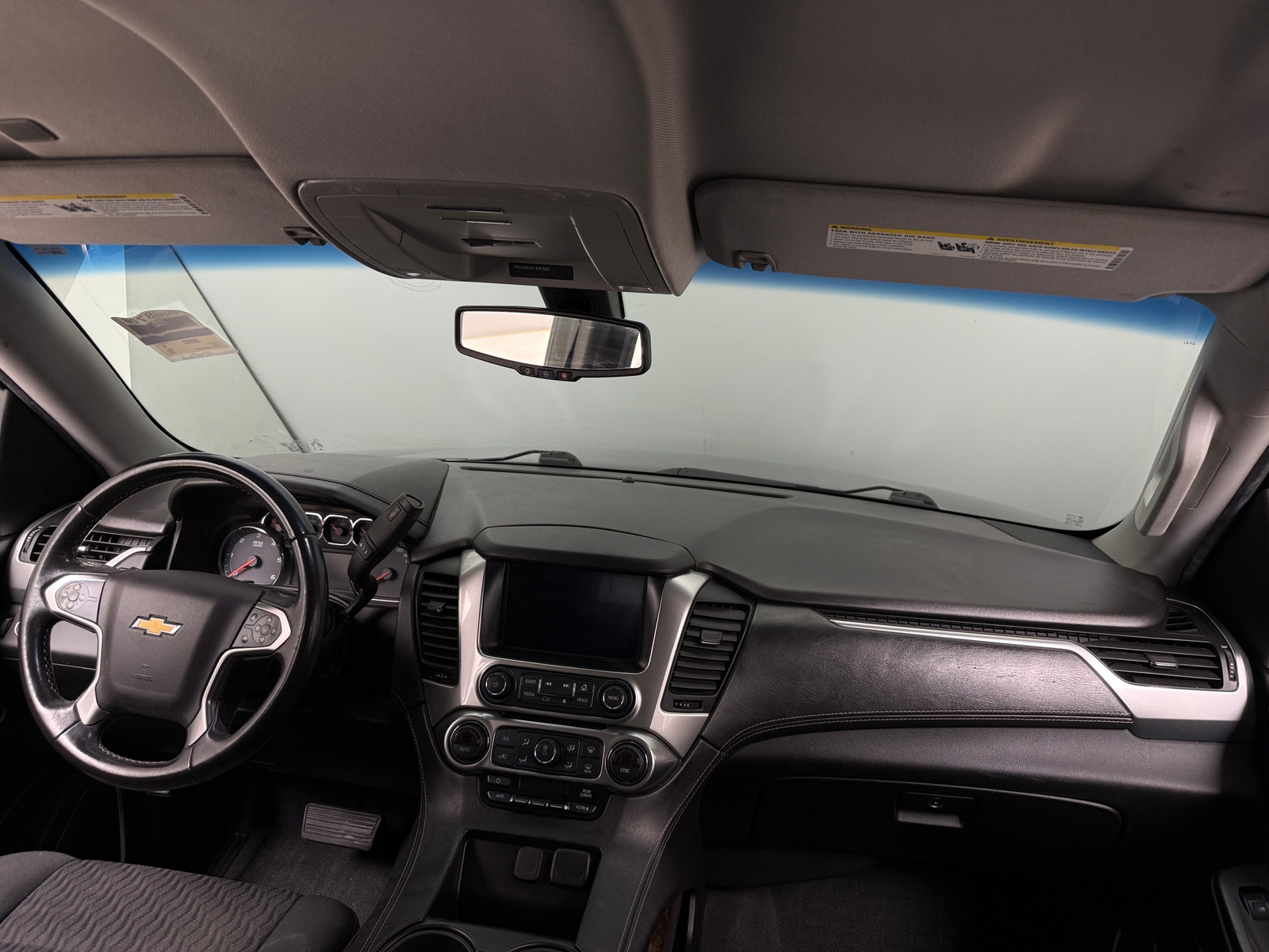 Thumbnail: 2019 Chevrolet Tahoe - 3