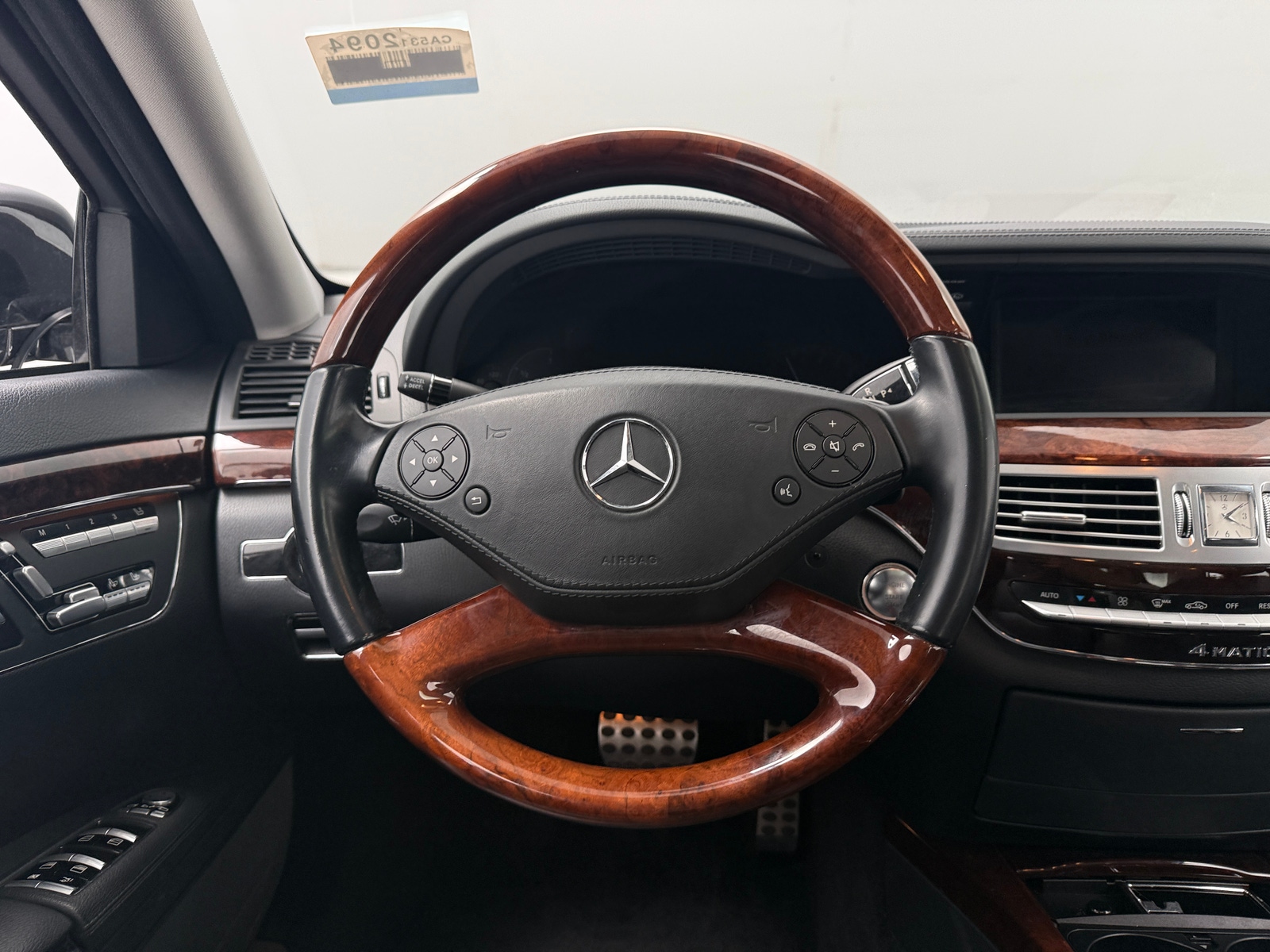 Thumbnail: 2010 Mercedes-Benz S-Class - 5