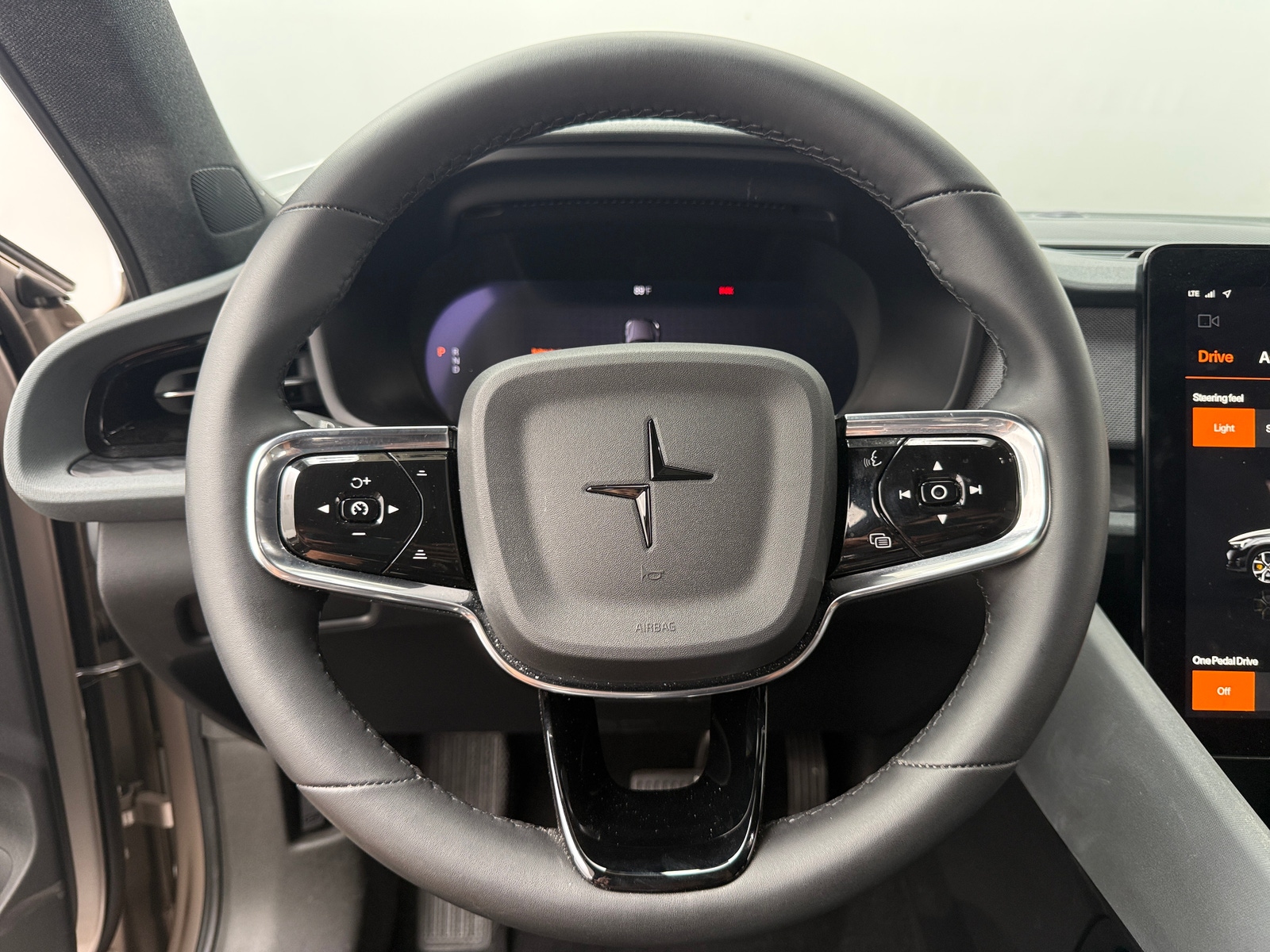 Thumbnail: 2023 Polestar 2 - 5