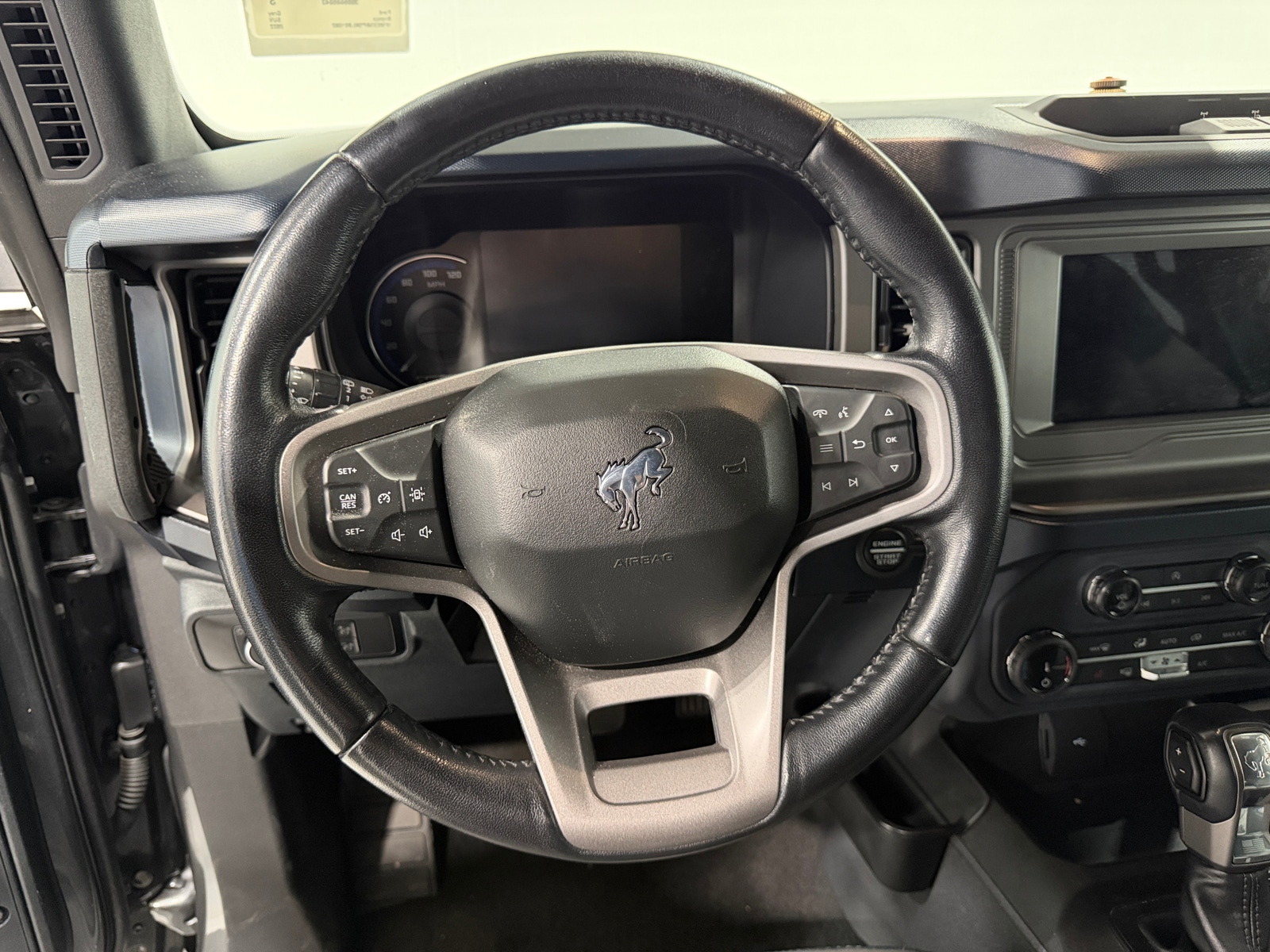 Thumbnail: 2022 Ford Bronco - 5