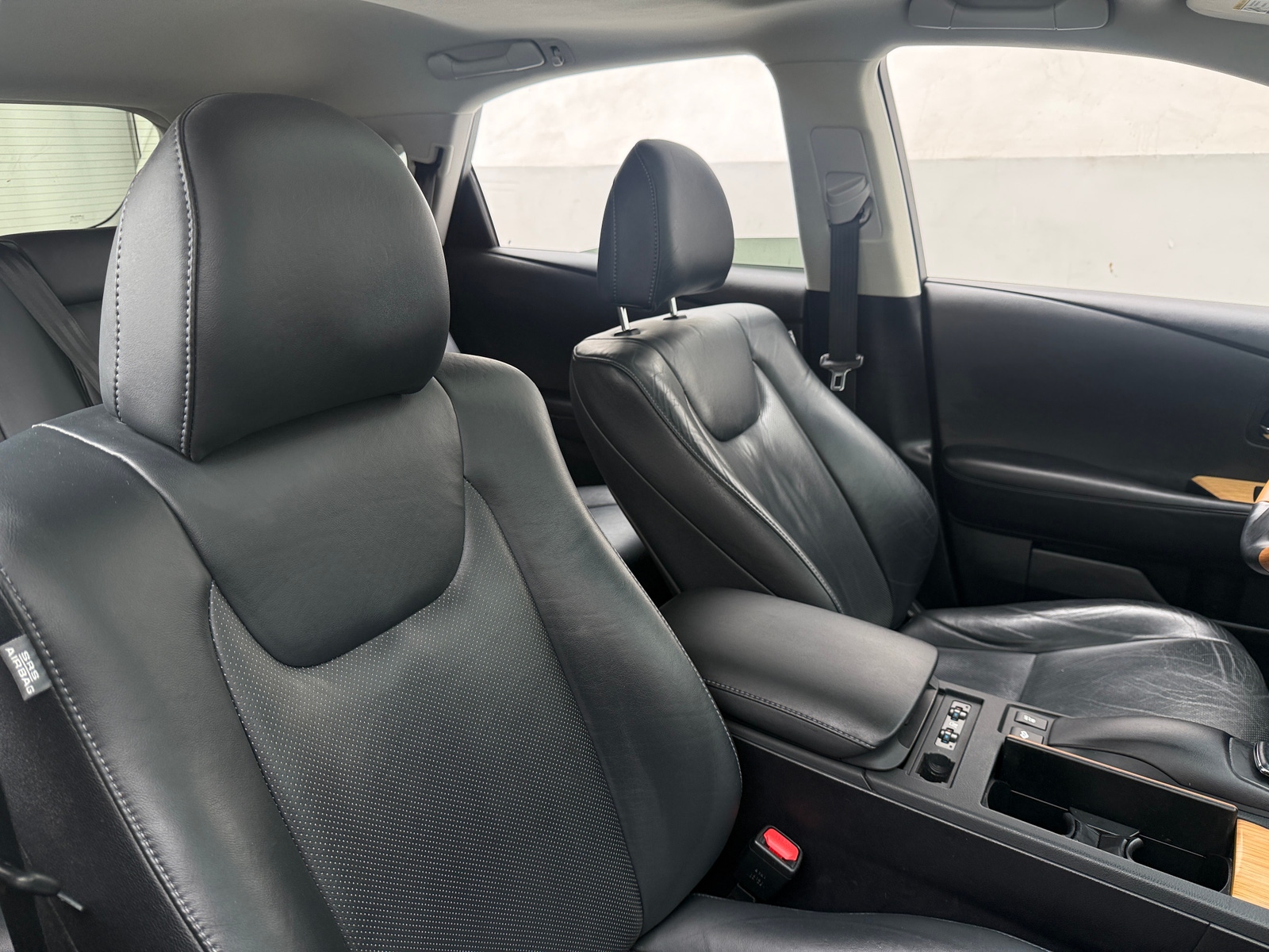 Thumbnail: 2015 Lexus RX - 2