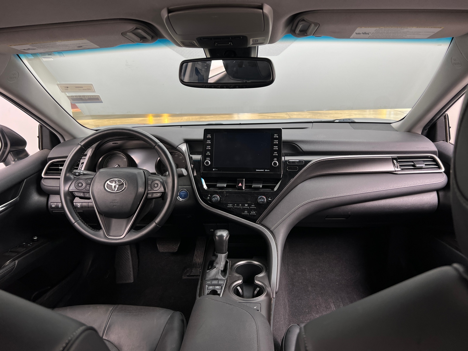 Thumbnail: 2022 Toyota Camry - 3
