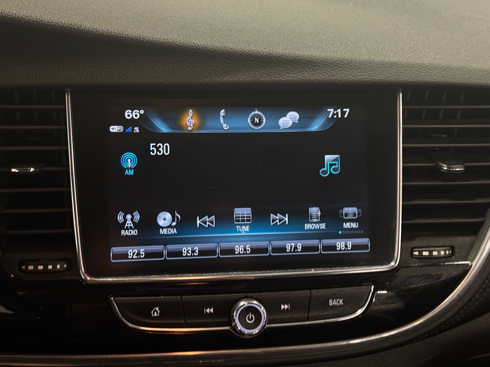 Thumbnail: 2020 Buick Encore - 3