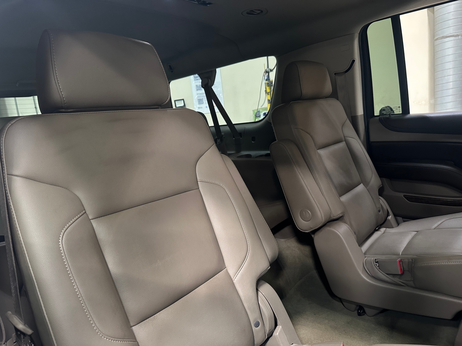Thumbnail: 2016 Chevrolet Suburban - 5