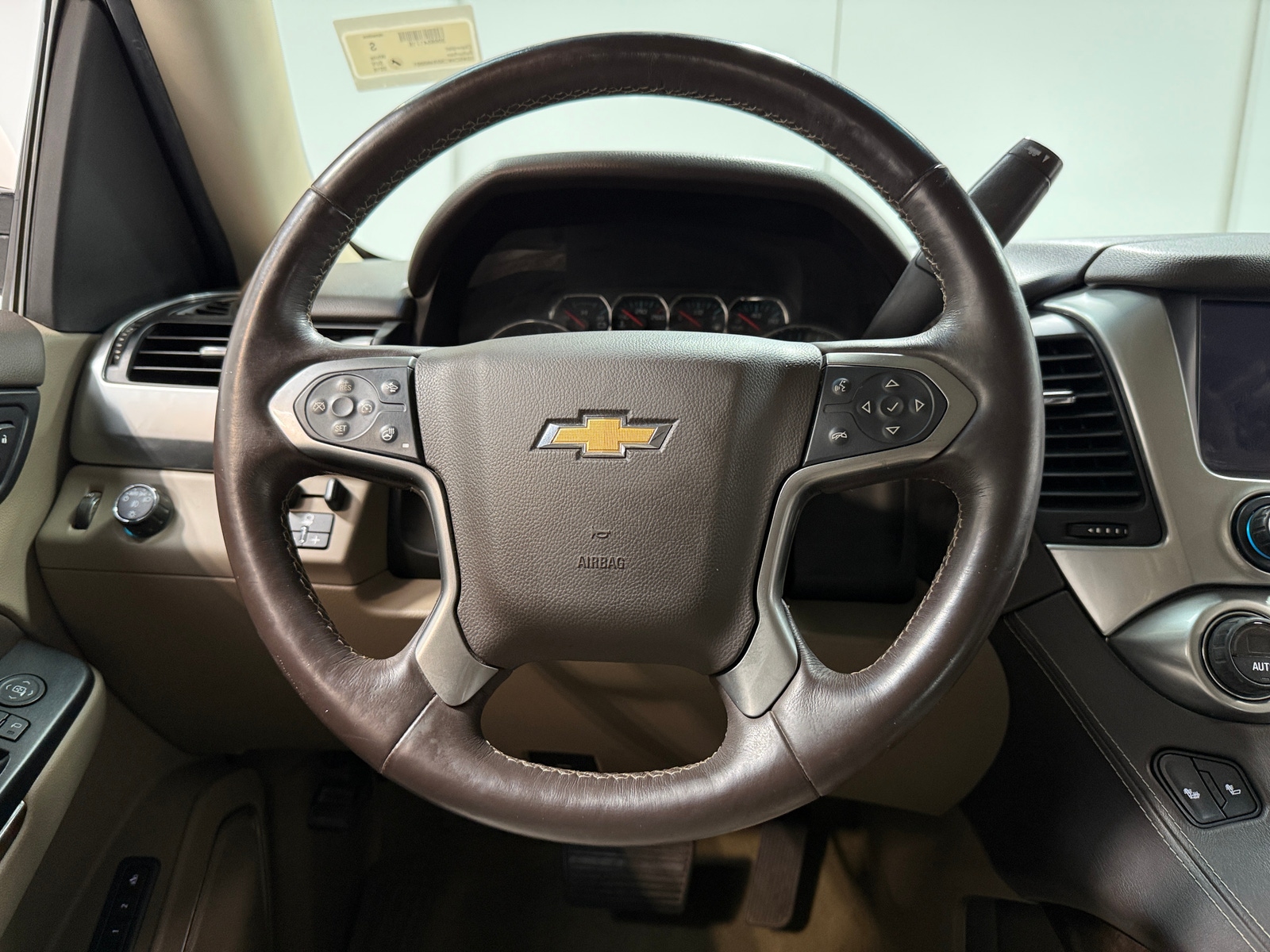 Thumbnail: 2016 Chevrolet Suburban - 4
