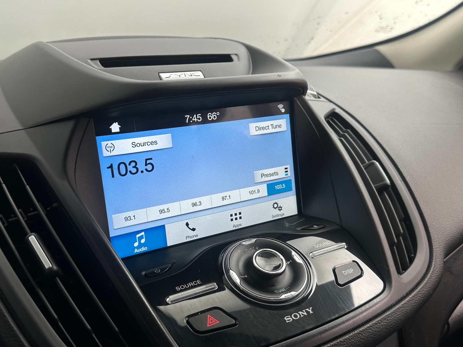 Thumbnail: 2017 Ford Escape - 3