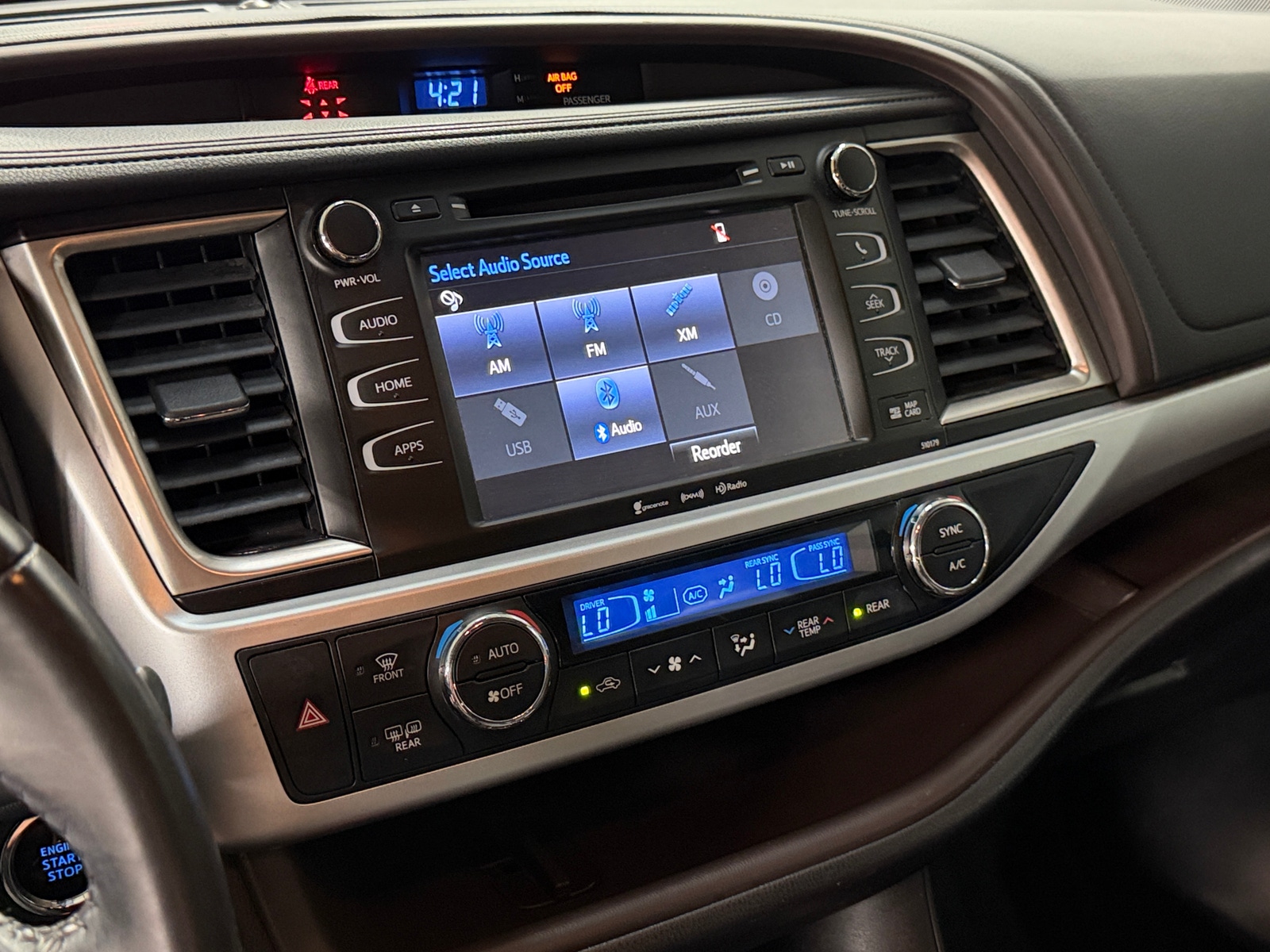 Thumbnail: 2018 Toyota Highlander - 4