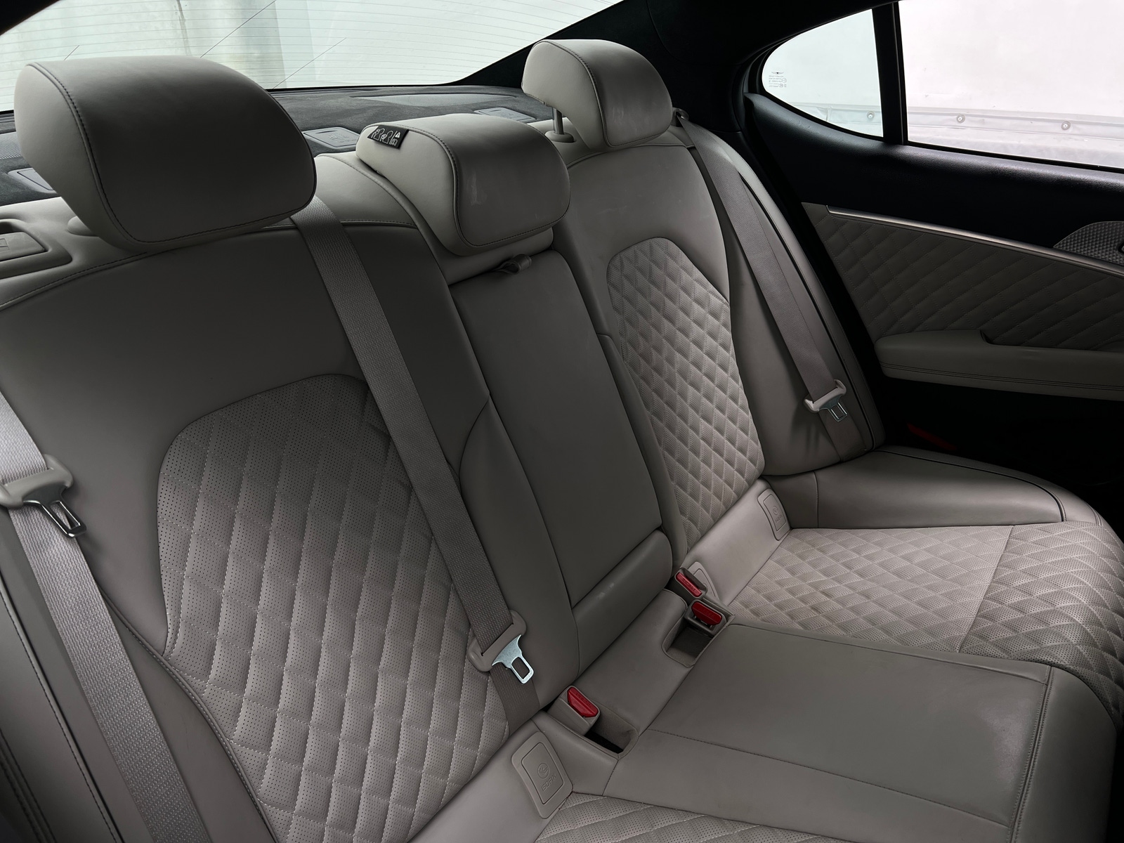 Thumbnail: 2022 Genesis G70 - 5