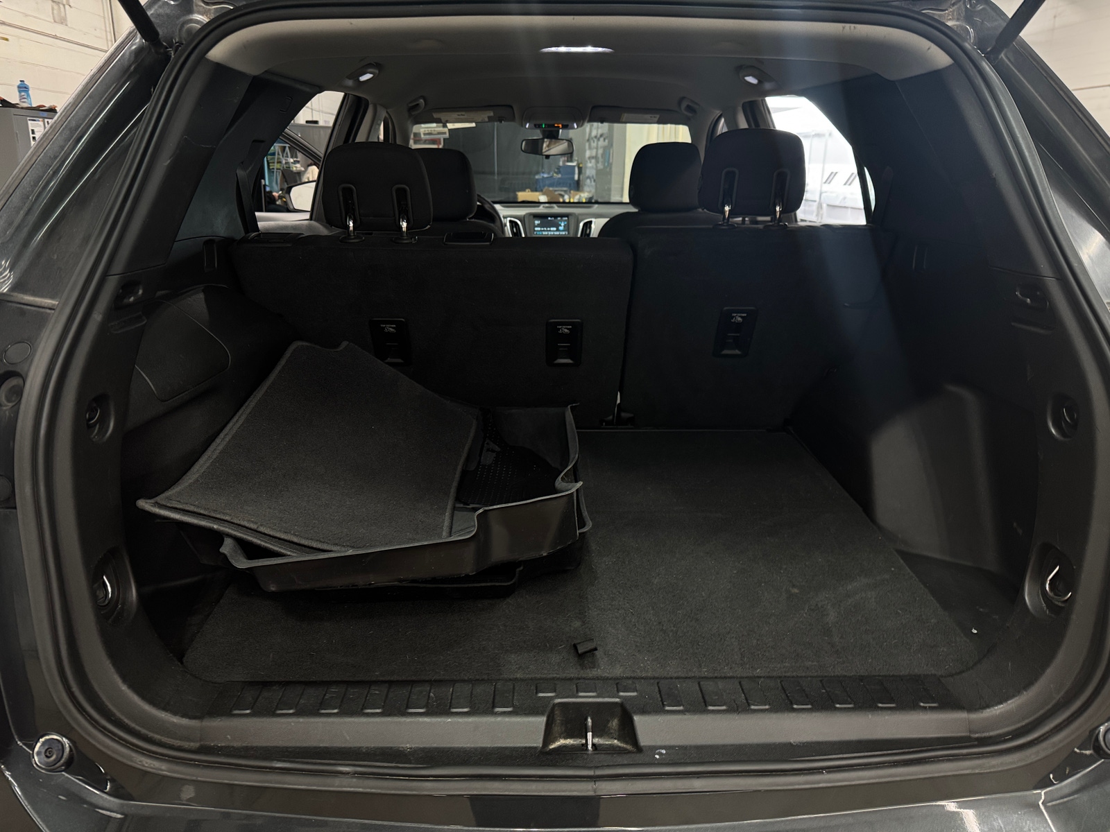 Thumbnail: 2018 Chevrolet Equinox - 7