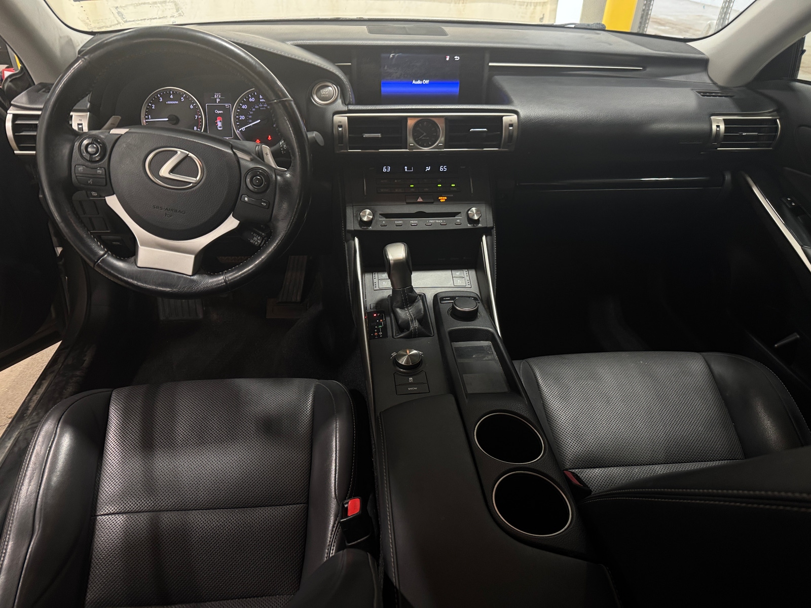 Thumbnail: 2015 Lexus IS - 3