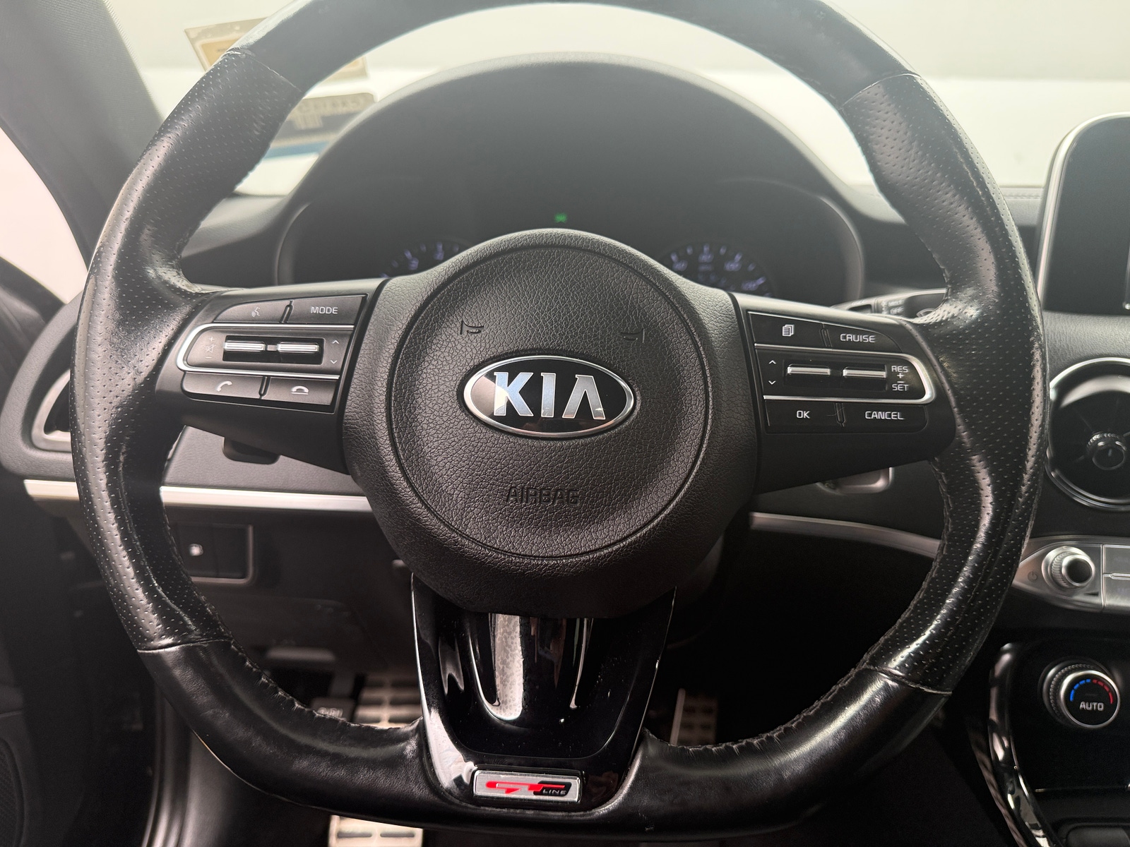 Thumbnail: 2020 Kia Stinger - 4