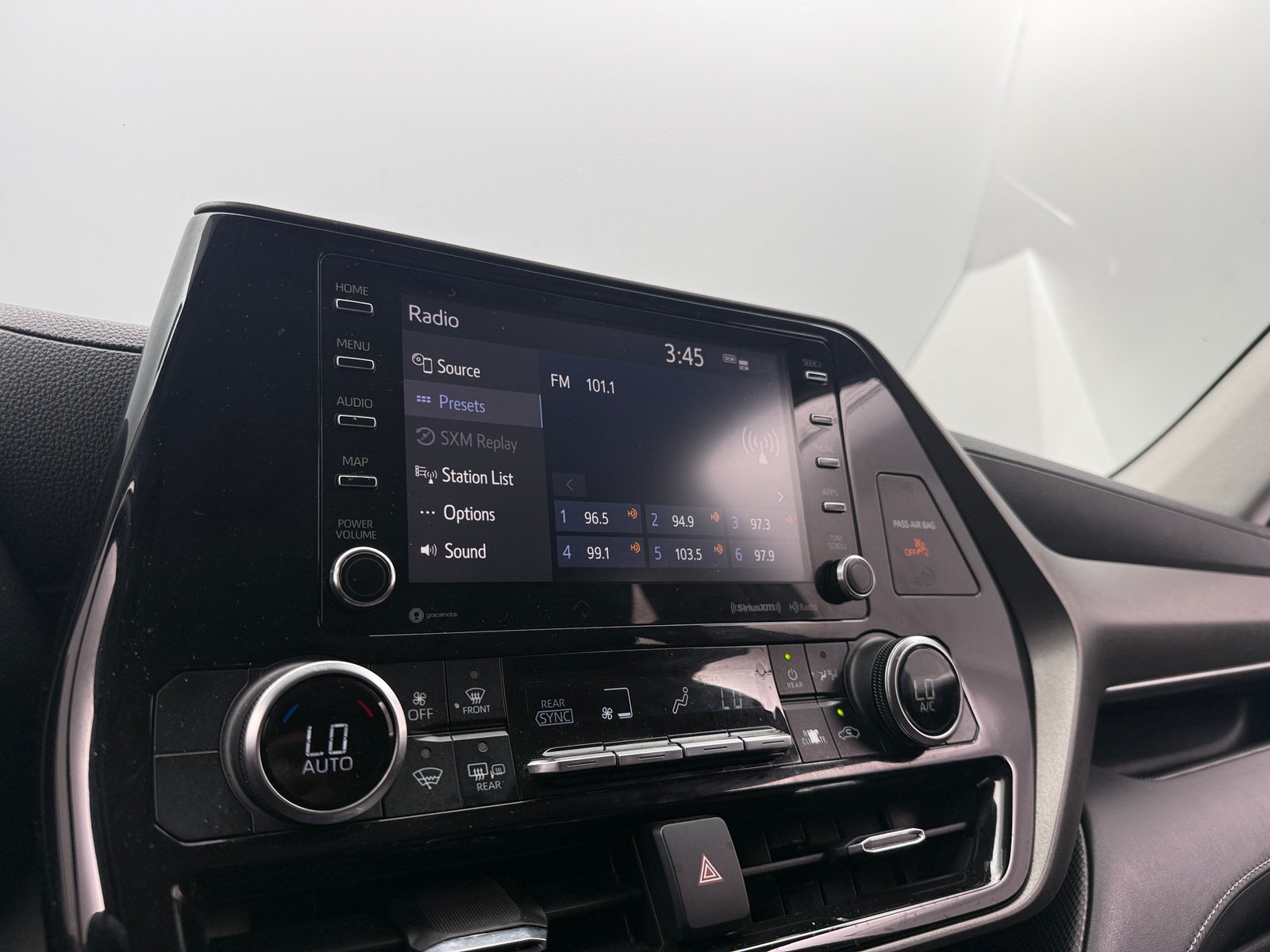 Thumbnail: 2021 Toyota Highlander - 4