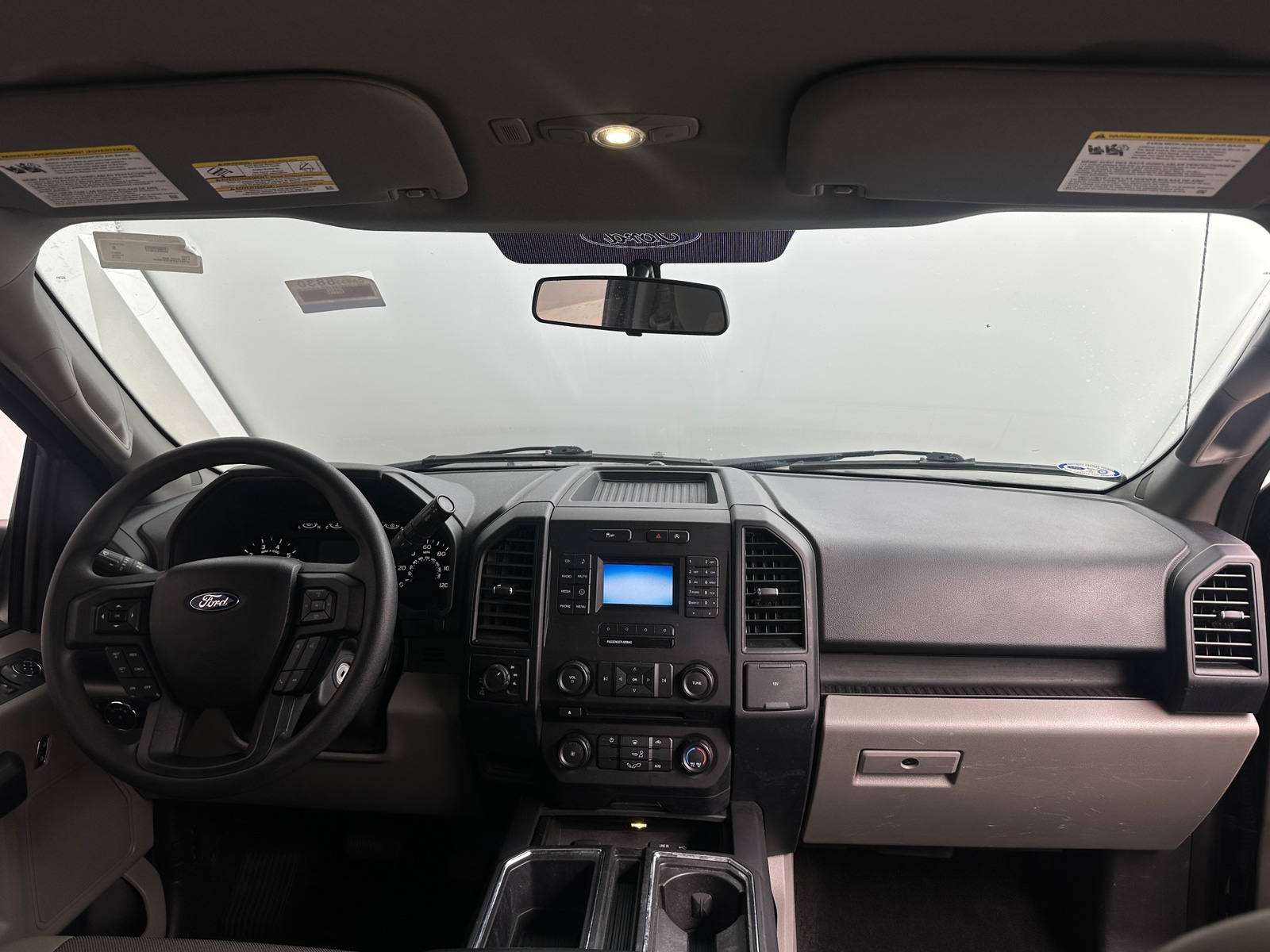 Thumbnail: 2015 Ford Econoline - 3