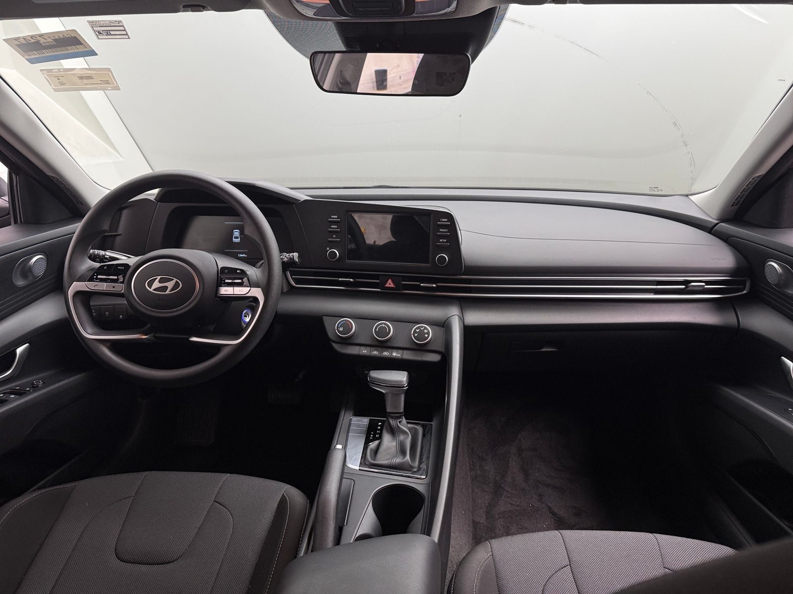 Thumbnail: 2025 Hyundai Elantra - 3