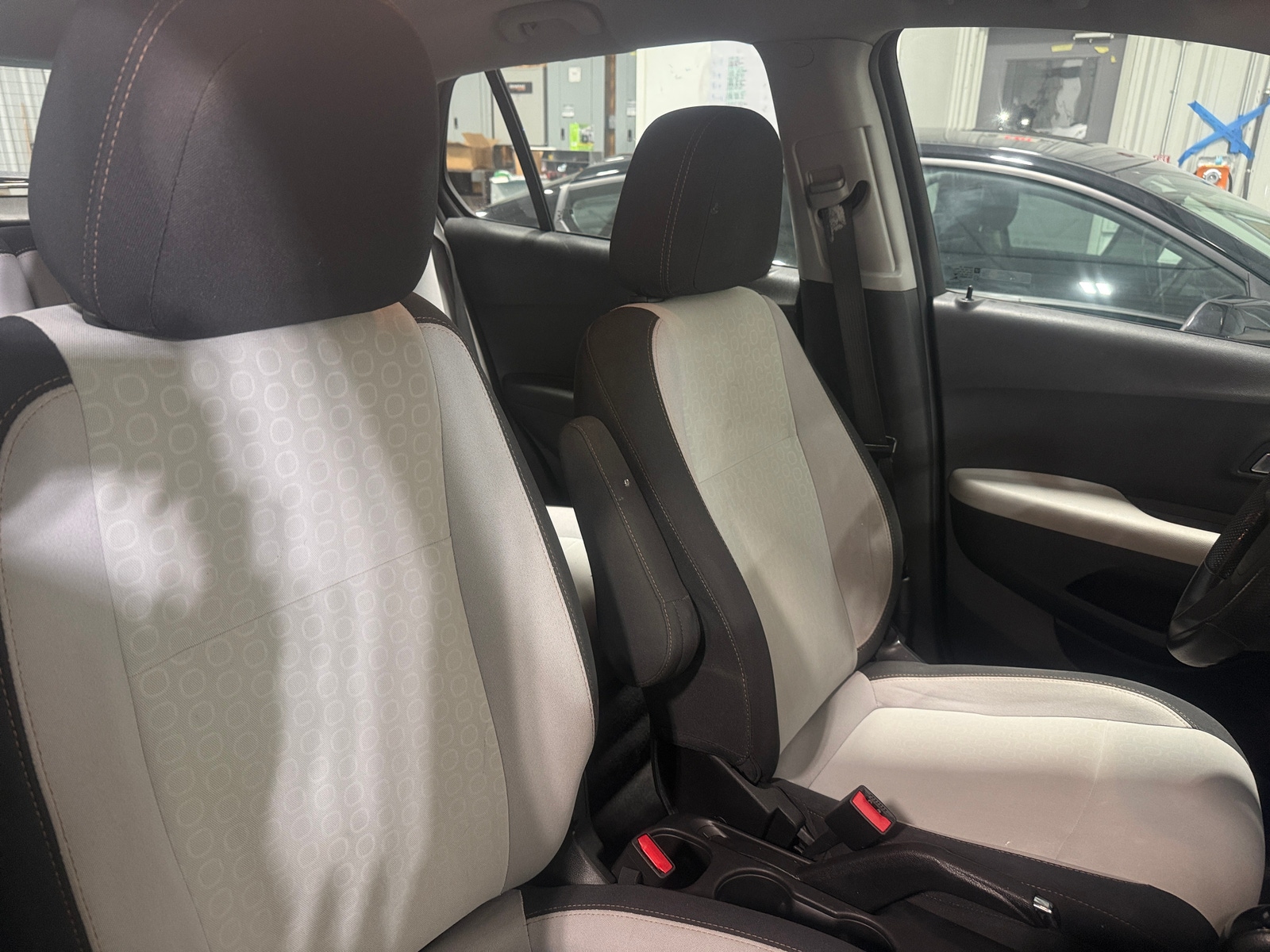 Thumbnail: 2020 Chevrolet Trax - 2