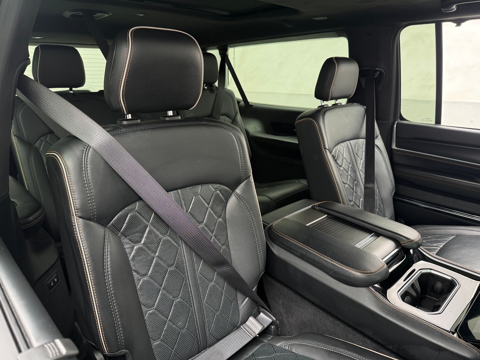 Thumbnail: 2024 Jeep Grand Wagoneer L - 5