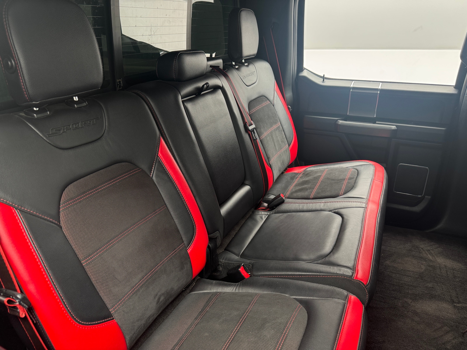 Thumbnail: 2016 Ford Econoline - 5