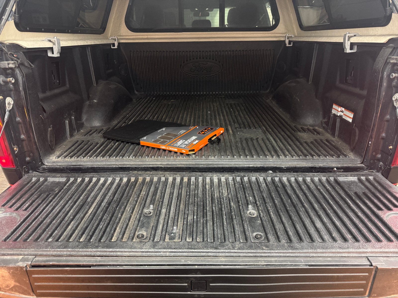 Thumbnail: 2016 Ford Econoline - 6